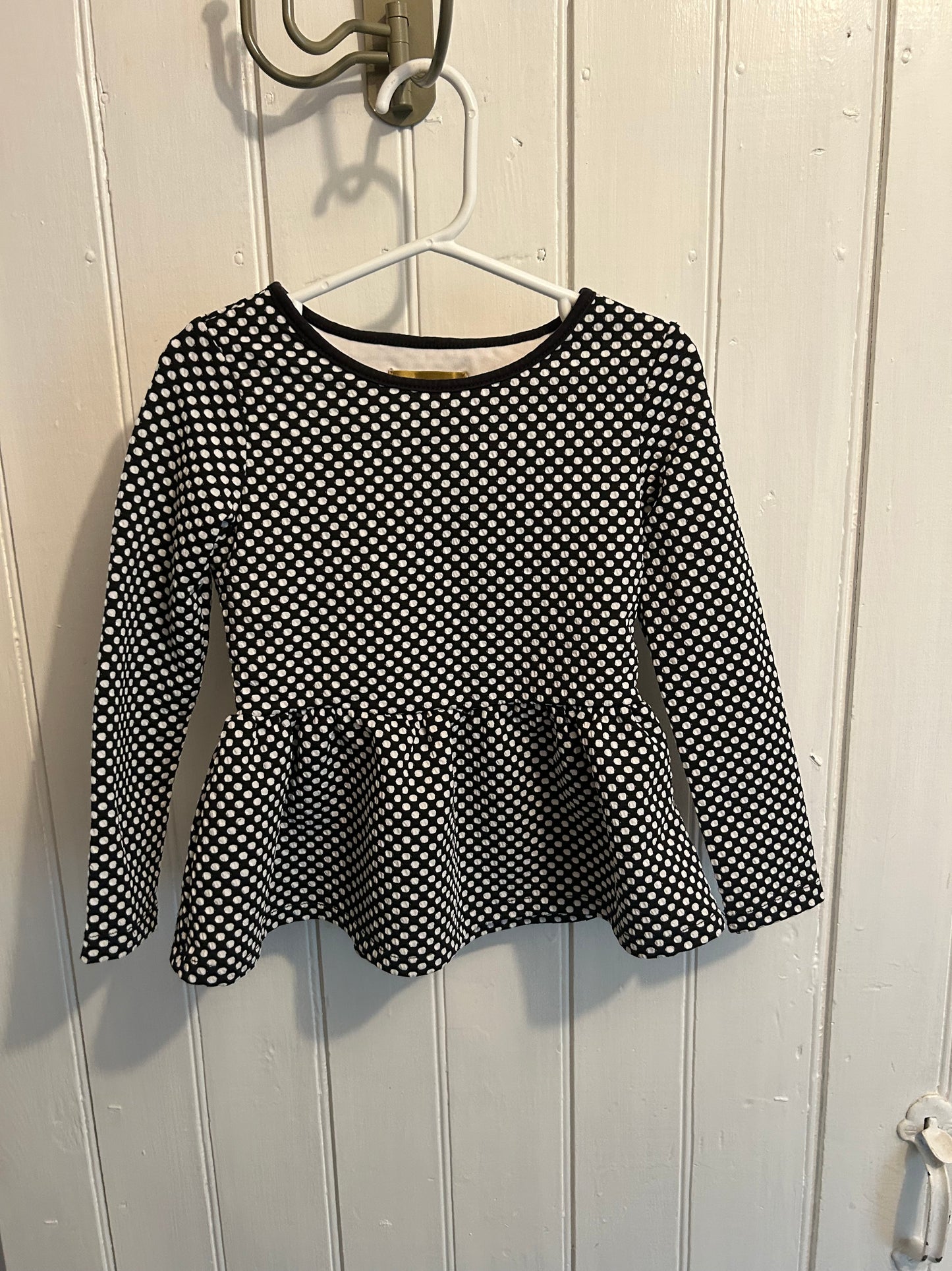 Nicole miller 3t black & white polka dot peplum top
