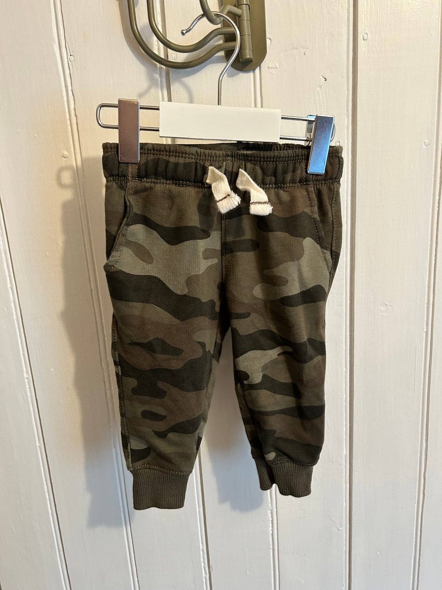 Carters 6m green camo joggers