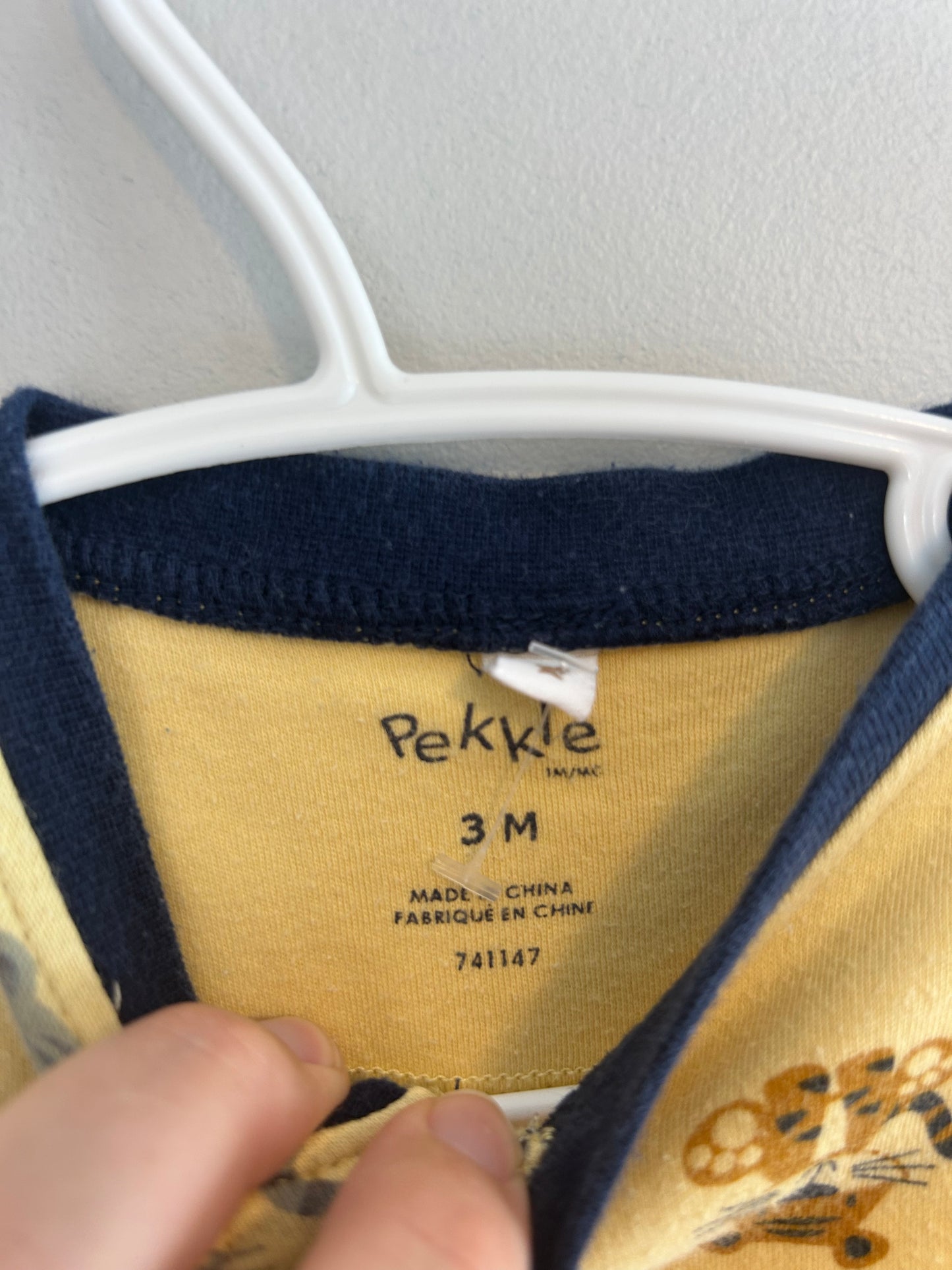 Pekkle 3m yellow tiger button up sleeper