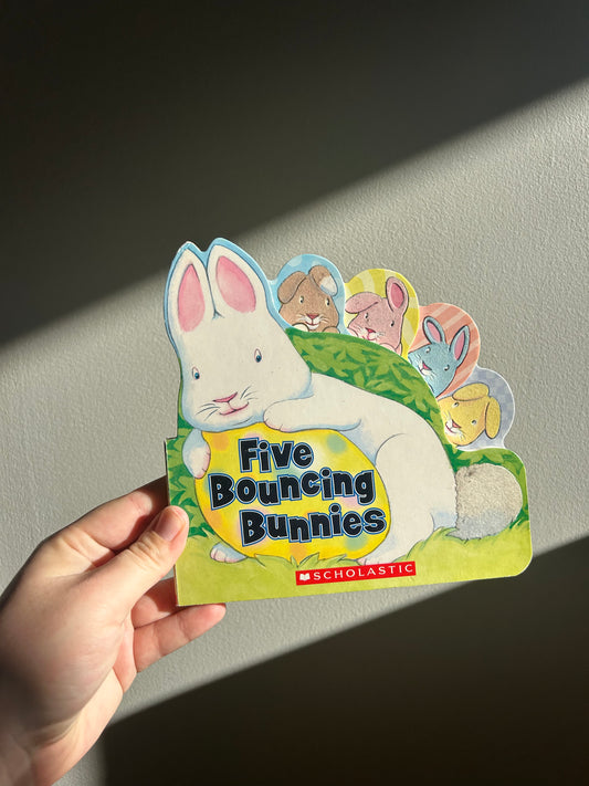 Five bouncing bunnies board book