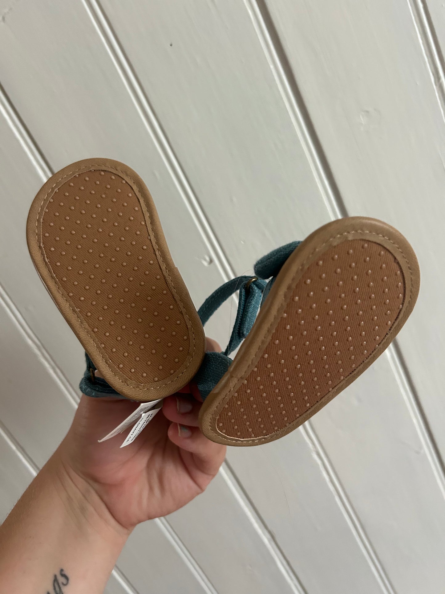 NEW old navy 6/12m blue bow sandals