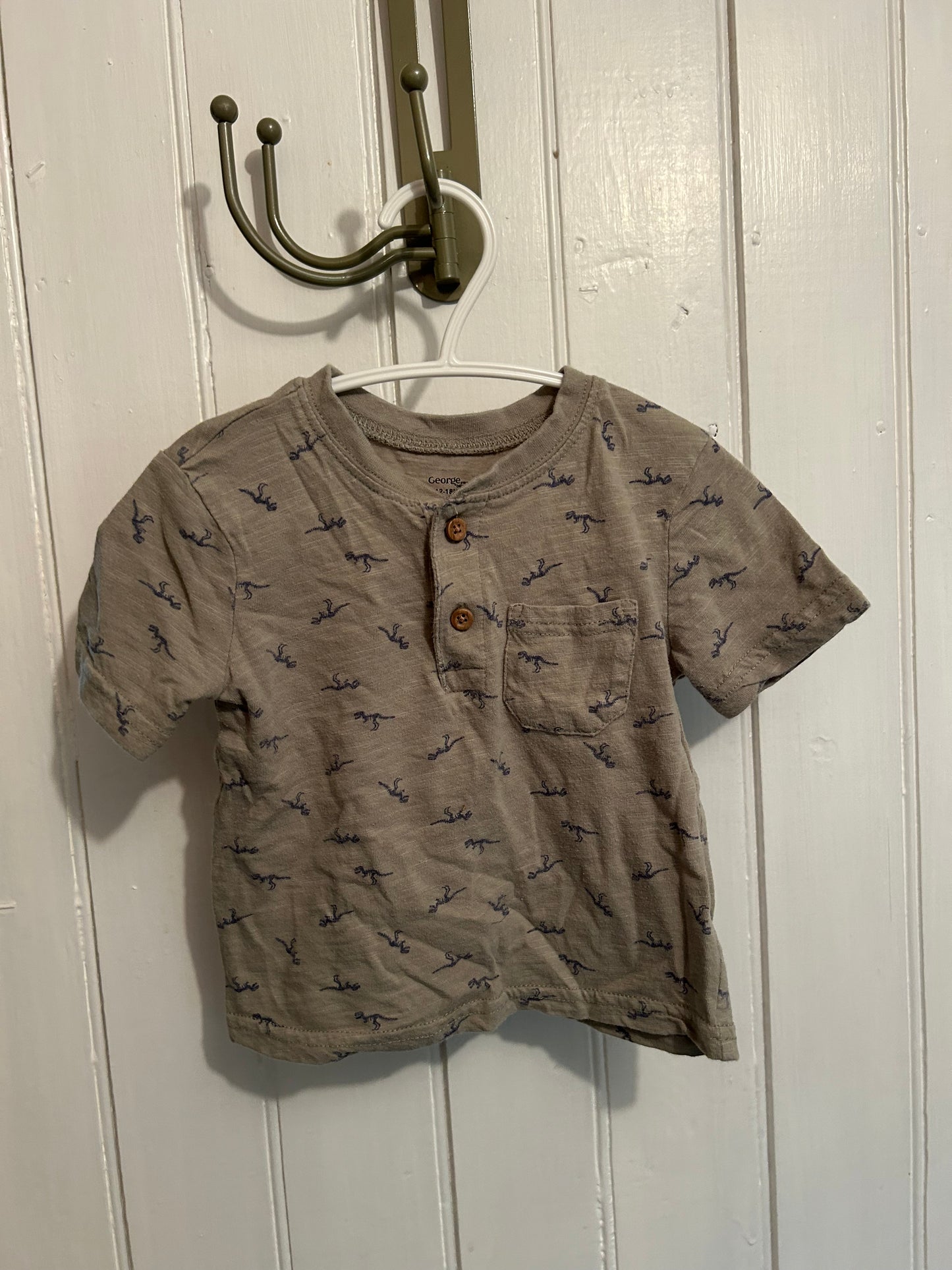 George 12/18m tan Dino Tshirt
