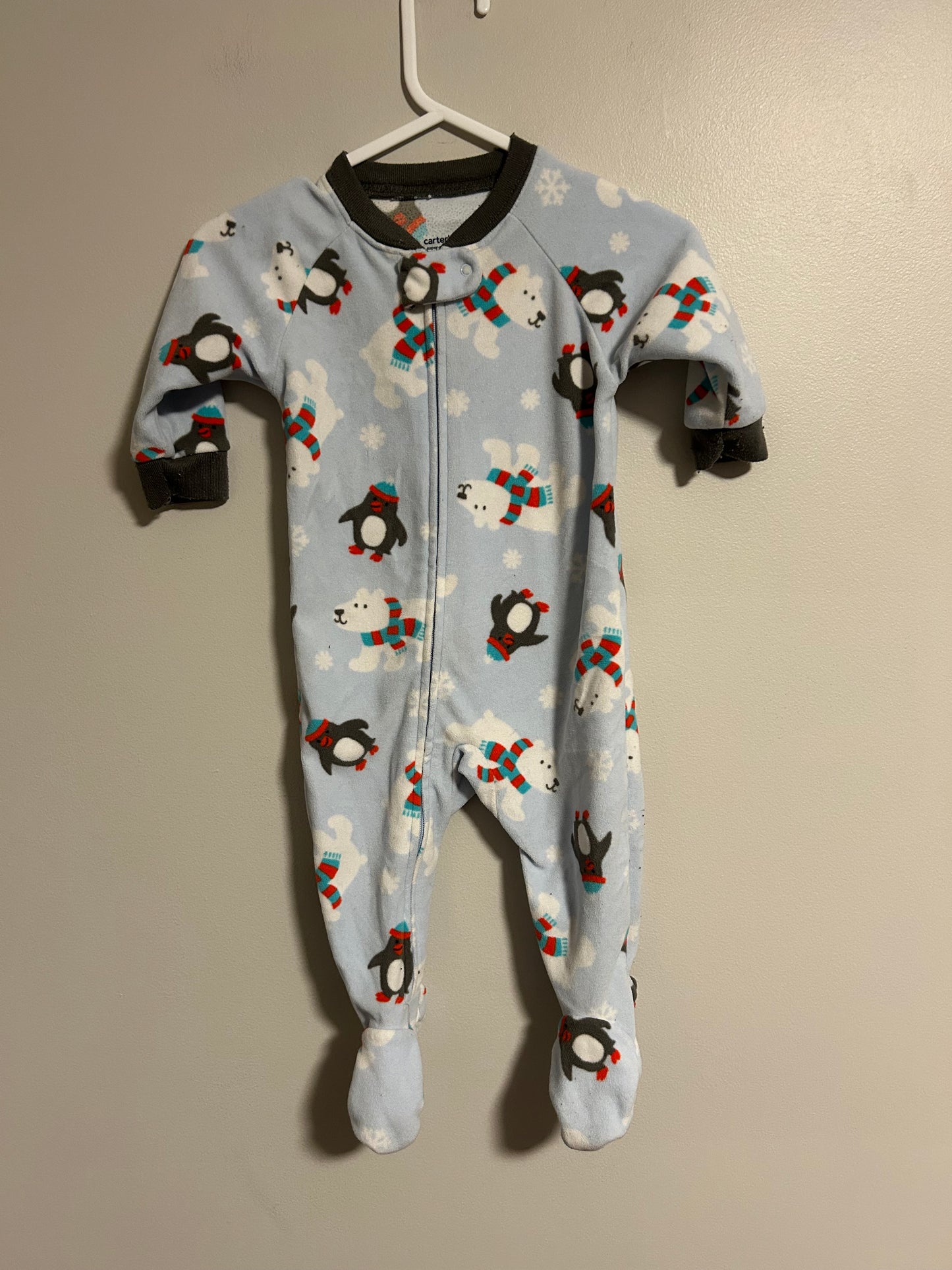 Carters 6m polar bear & penguin fleece sleeper