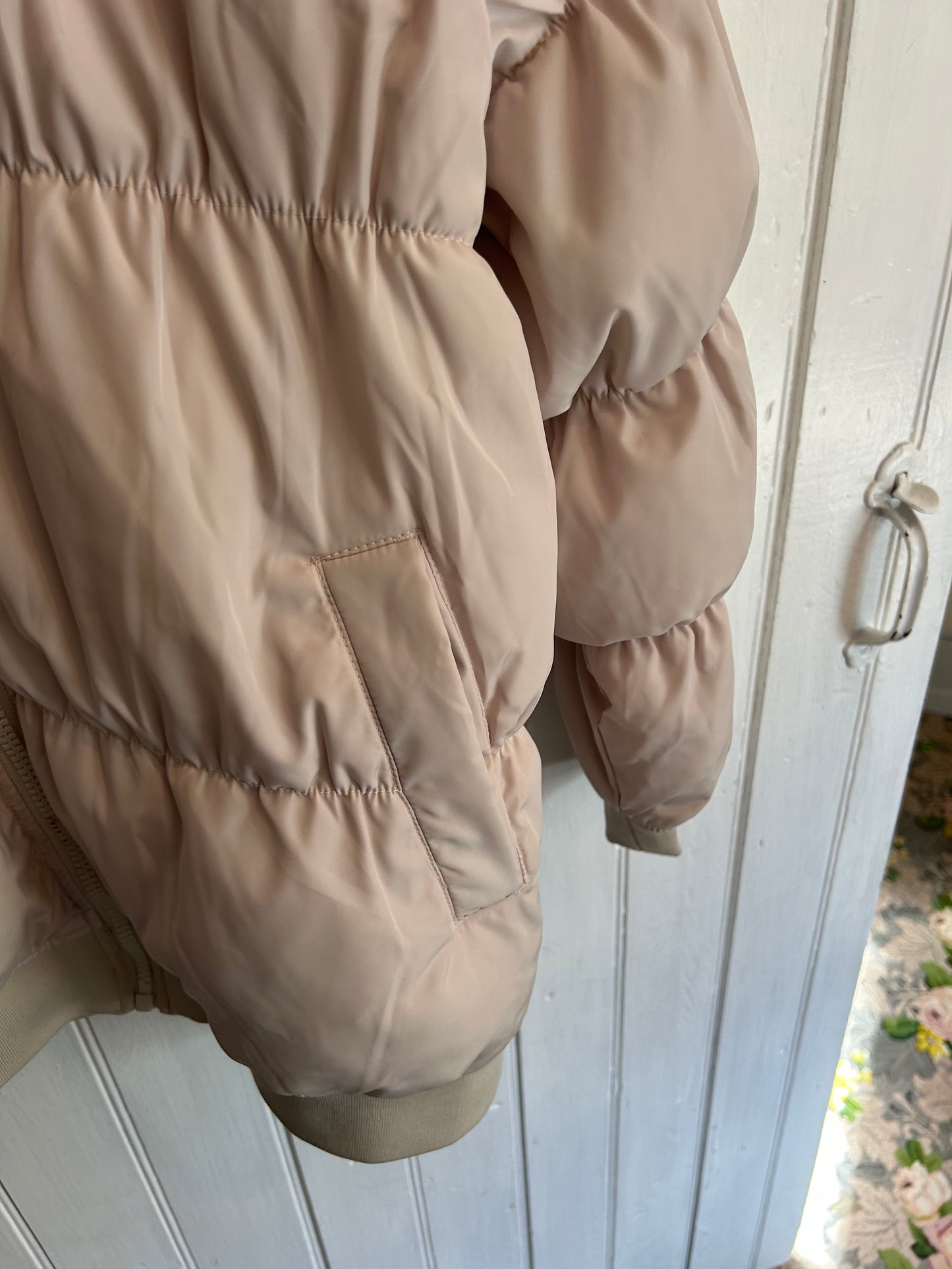 H&M divided small tan puffer jacket