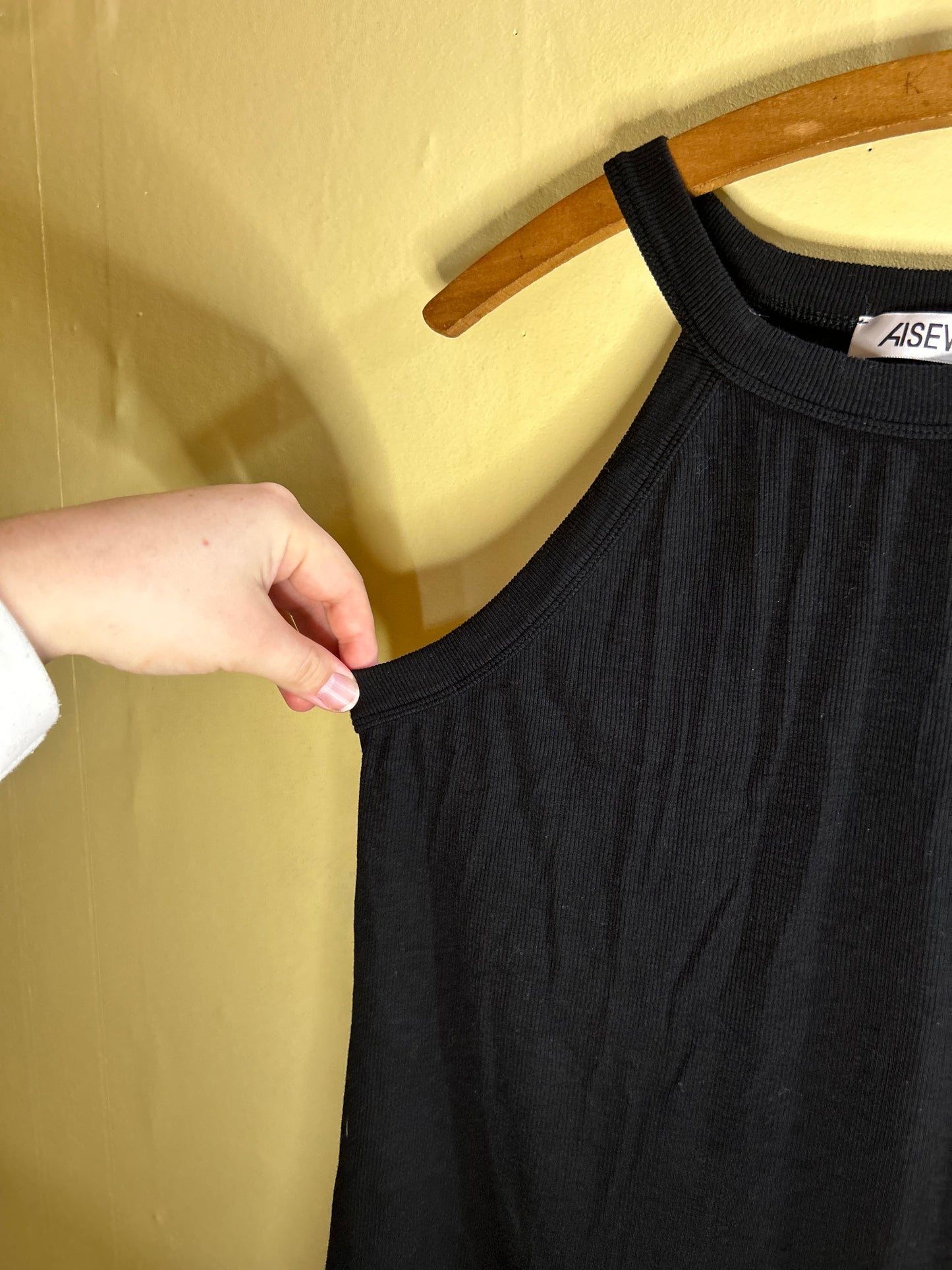 Asew 2x black ribbed tank top