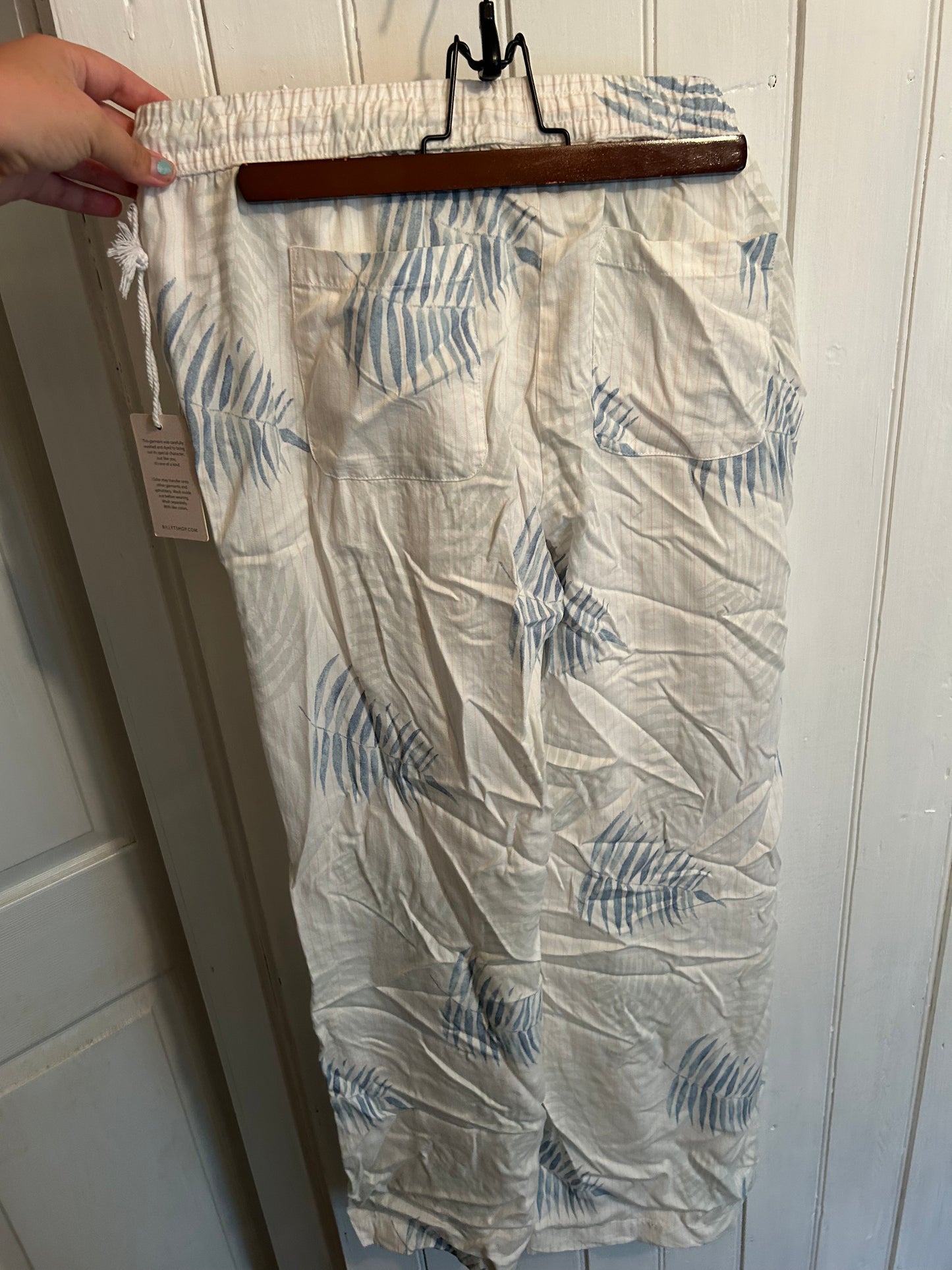 NEW Billy T large white & blue leaf print linen pants
