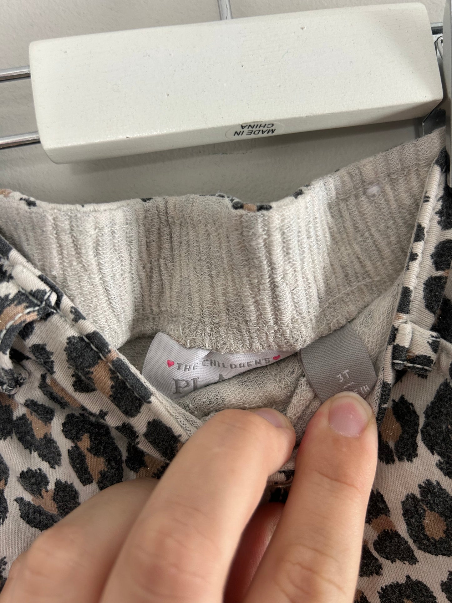 Children’s place 3t cheetah jeggings