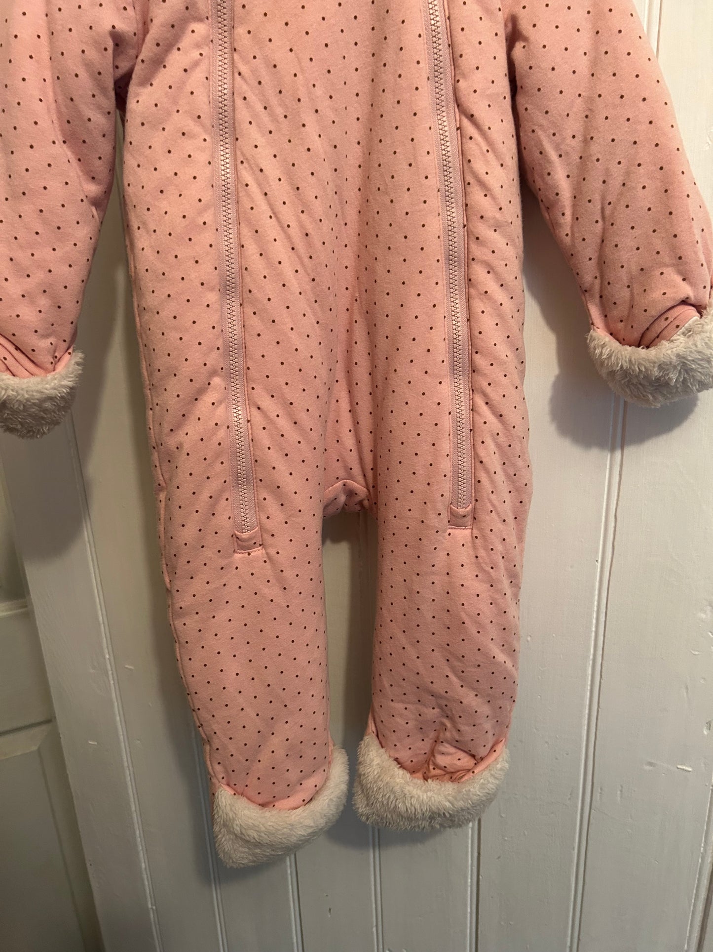 Gap 6/12m pink polka dot Sherpa lined bunting suit