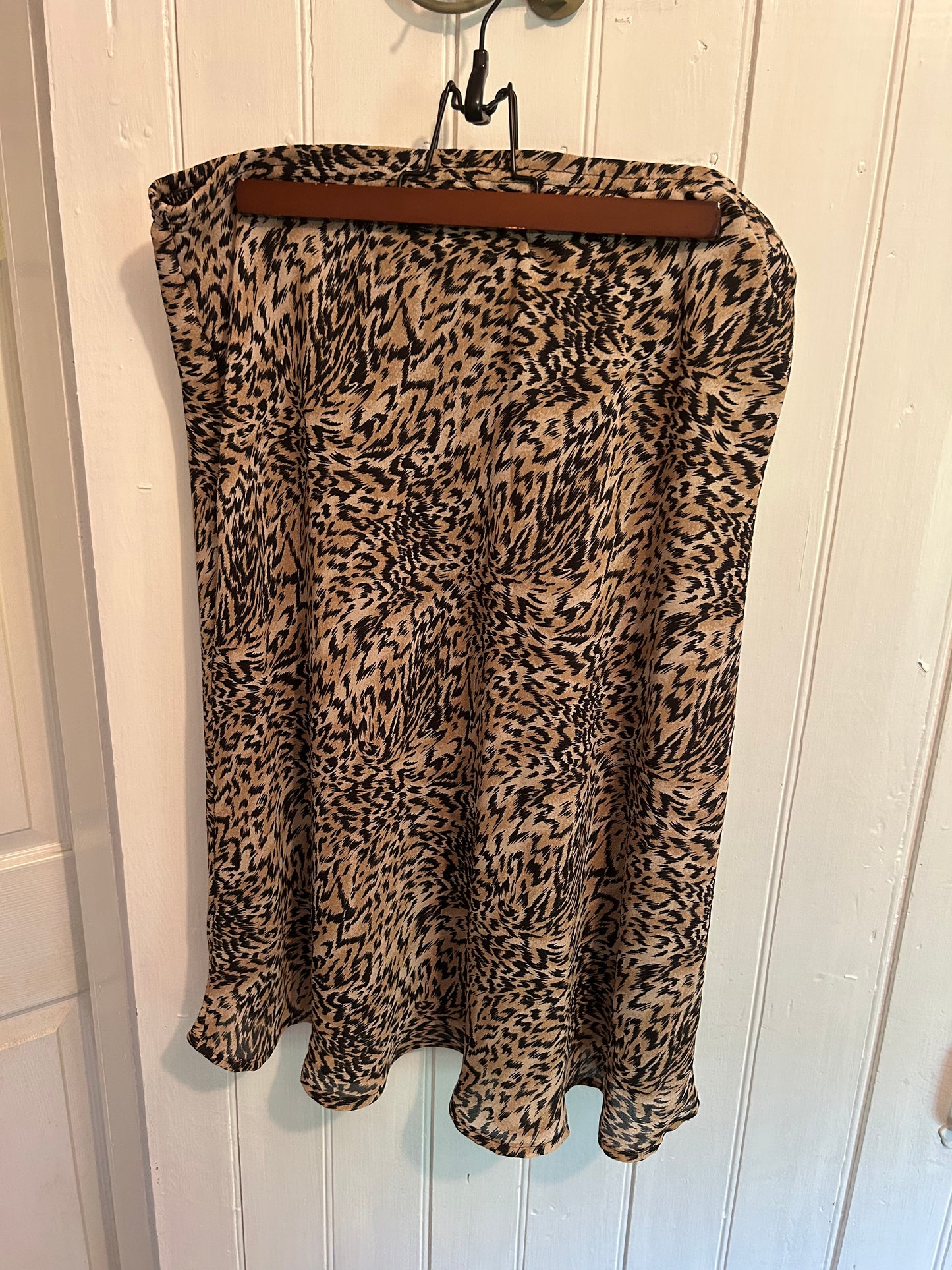 Northern reflection large cheetah midi skirt
