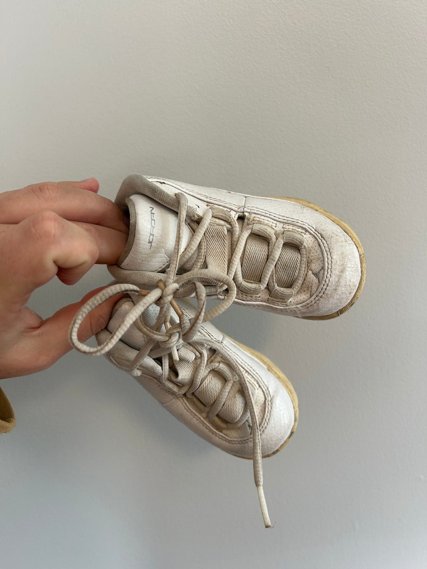 Jordan’s 6C white sneakers