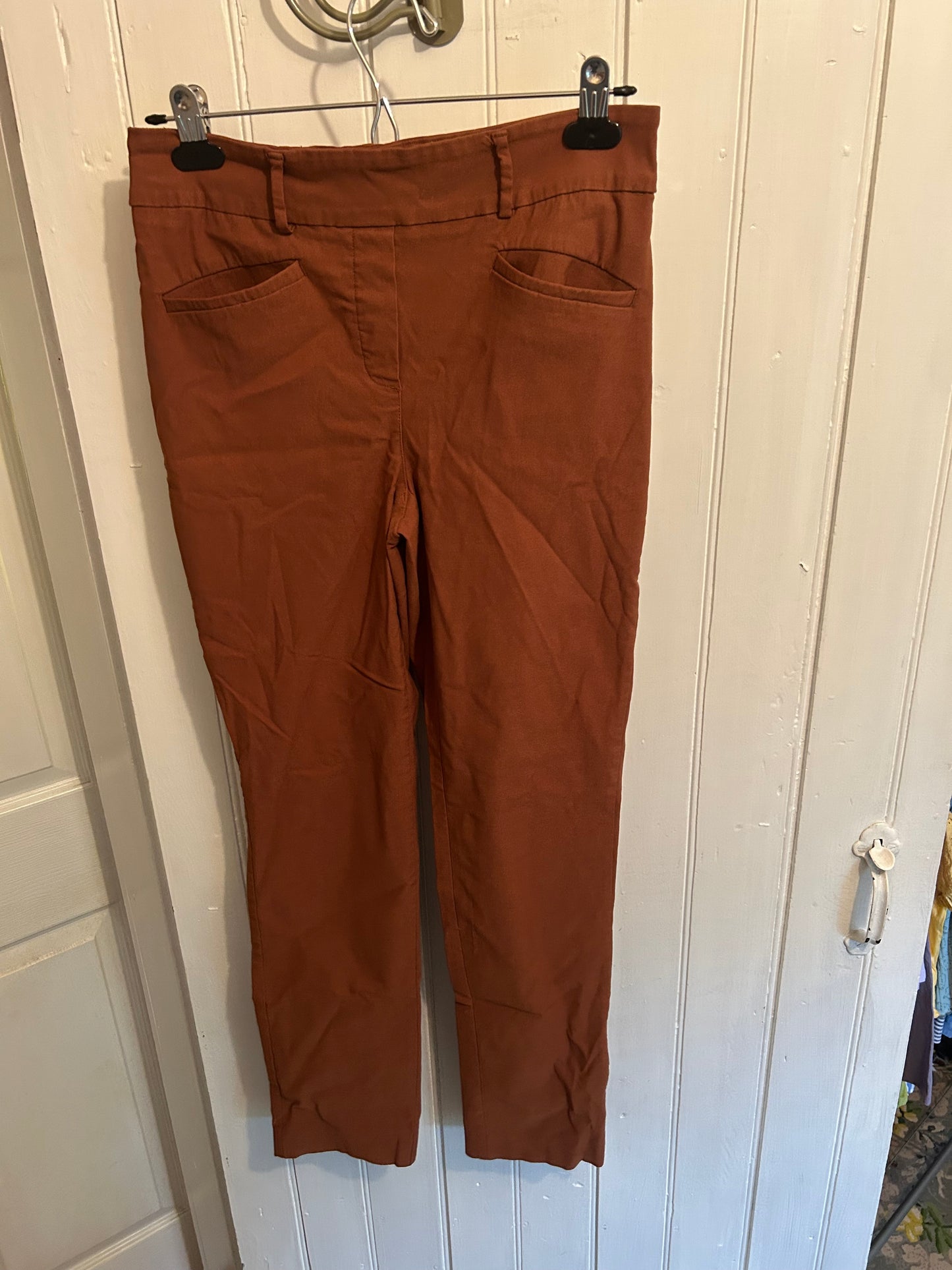 Reitmans 10 brown Striaght leg dress pants
