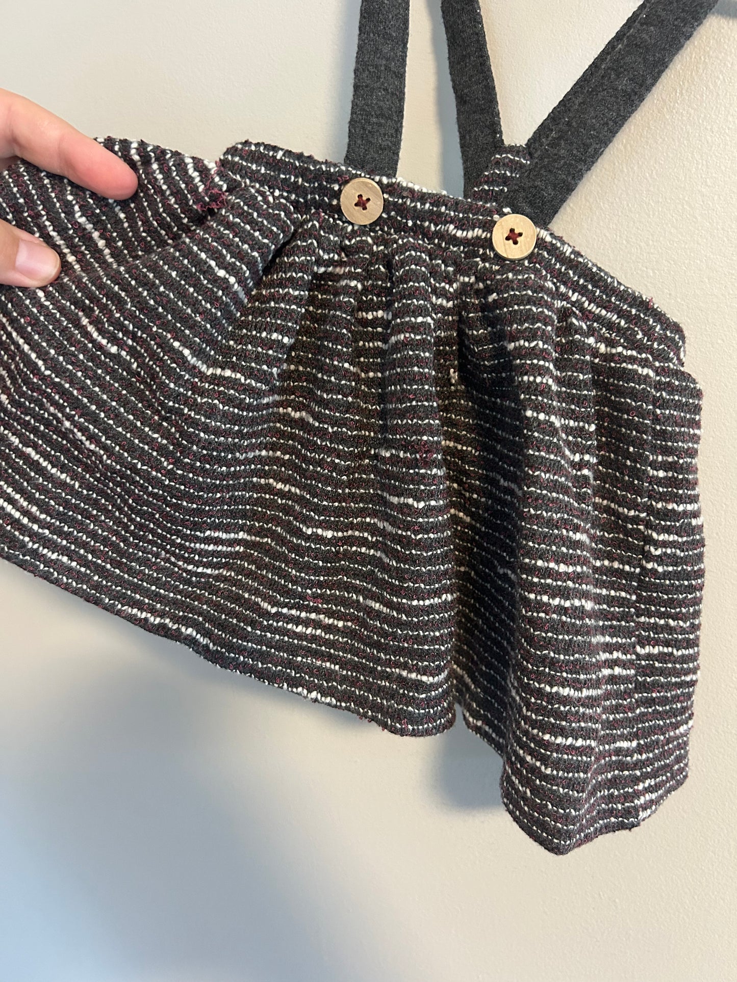 Zara 9/12m grey knit skirted overalls