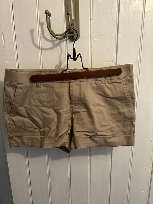 Talula Aritzia 8 tan shorts