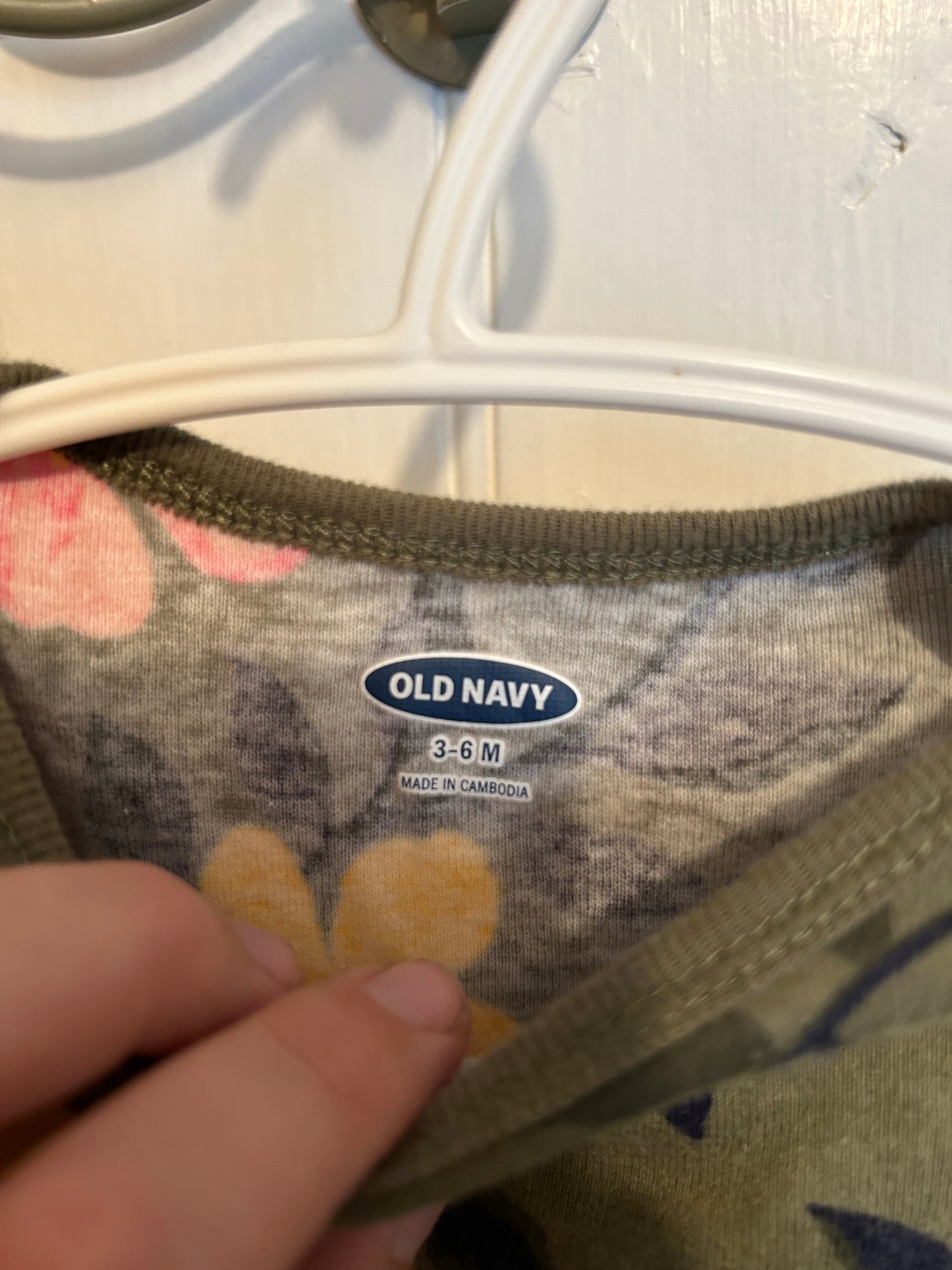 Old navy 3/6m green, yellow & pink floral onesie