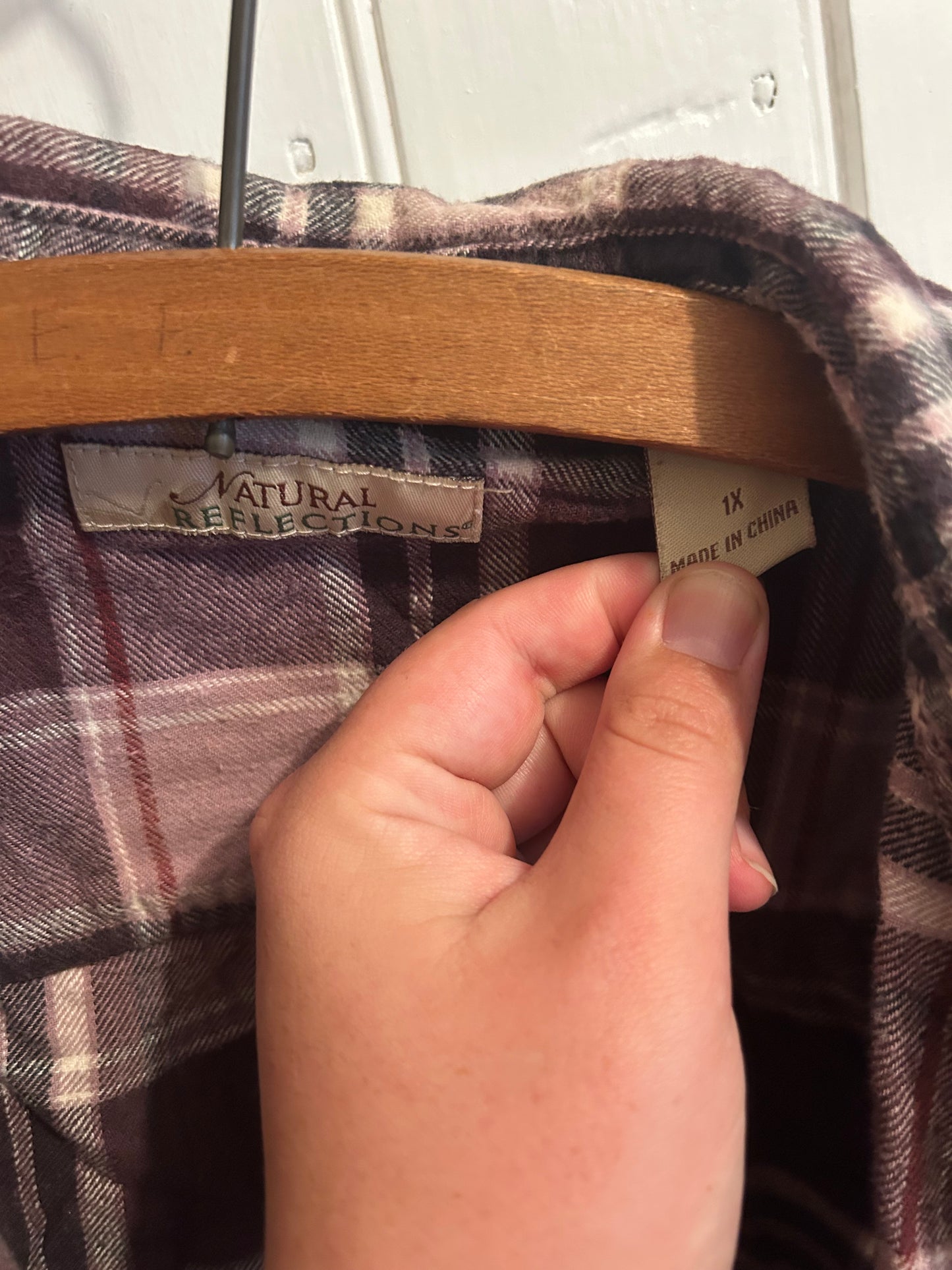Natural reflections 1x purple flannel
