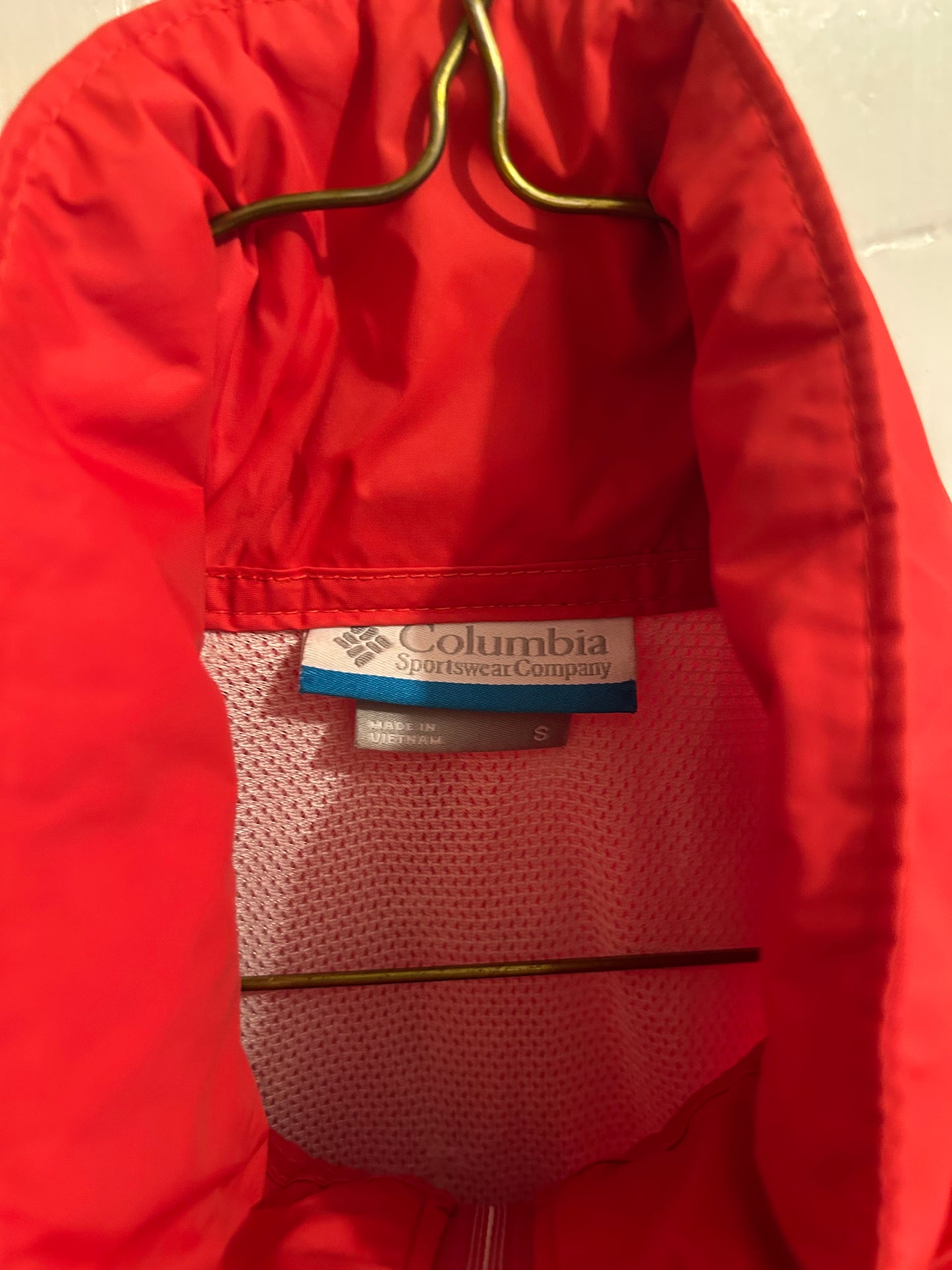 Columbia small red omni heat zip up unlined rain jacket