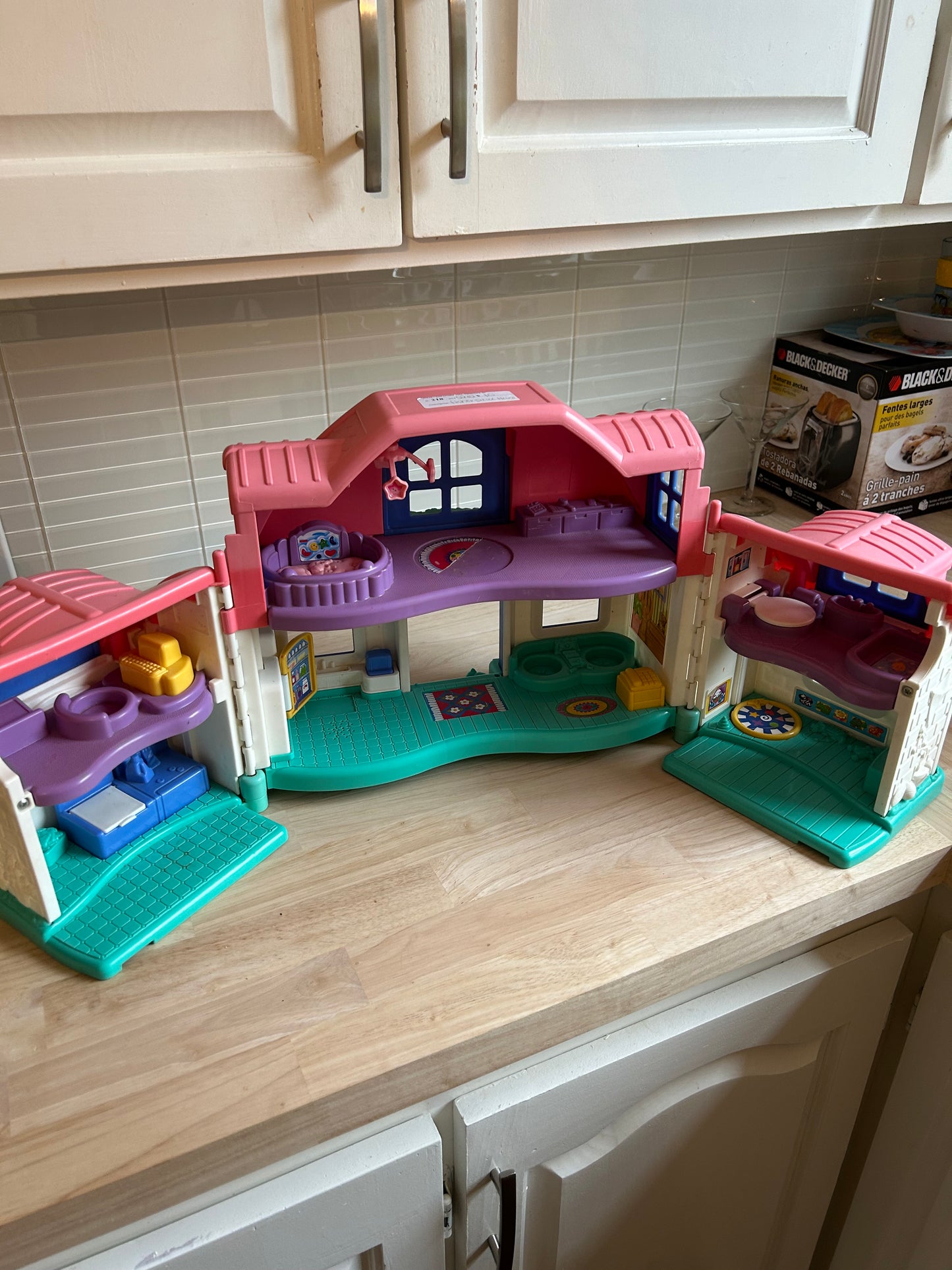 Little people fold out house