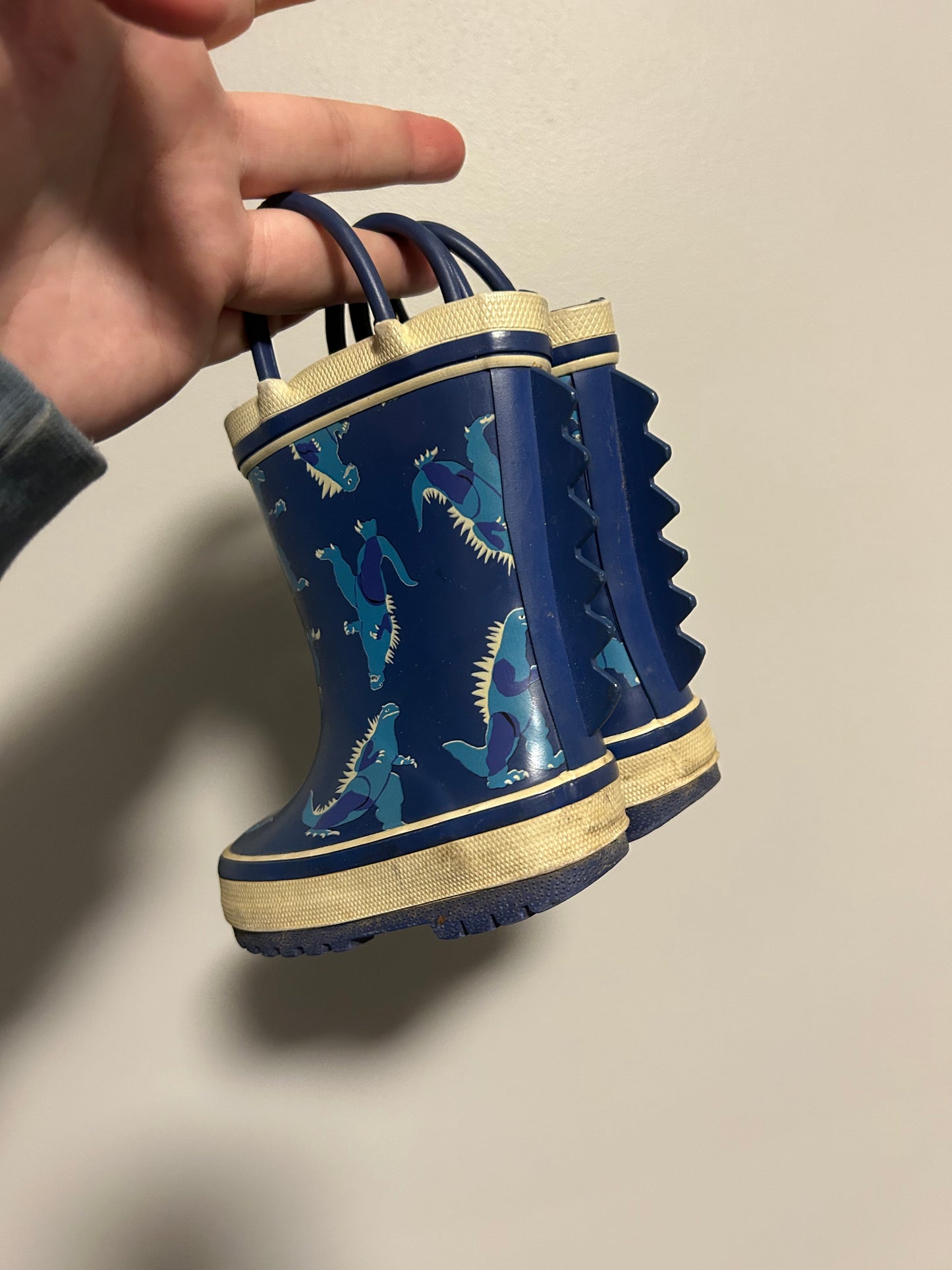 Joe fresh infant 4 blue Dino rubber boots