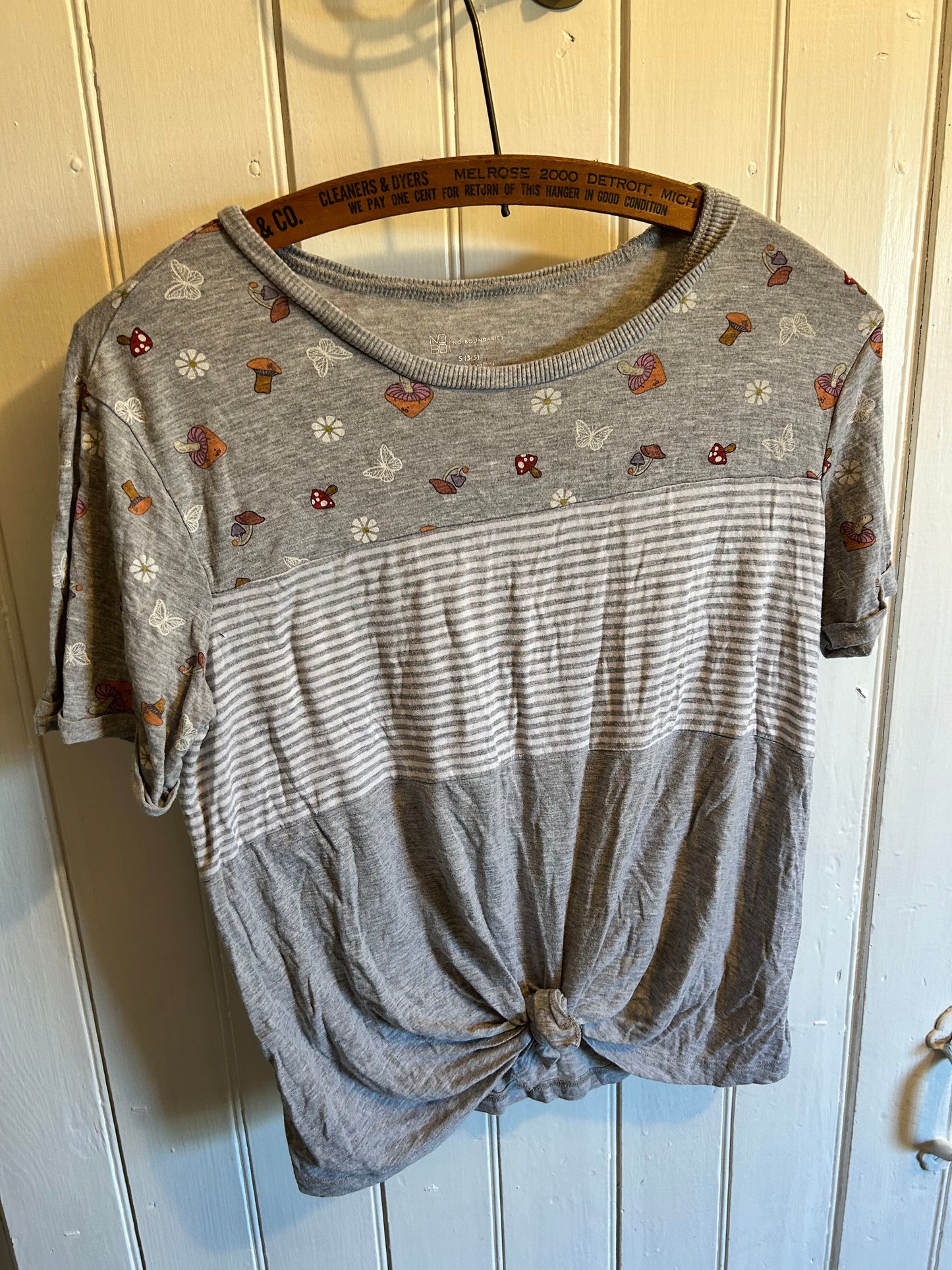 NOBO women’s small grey mushroom tie top