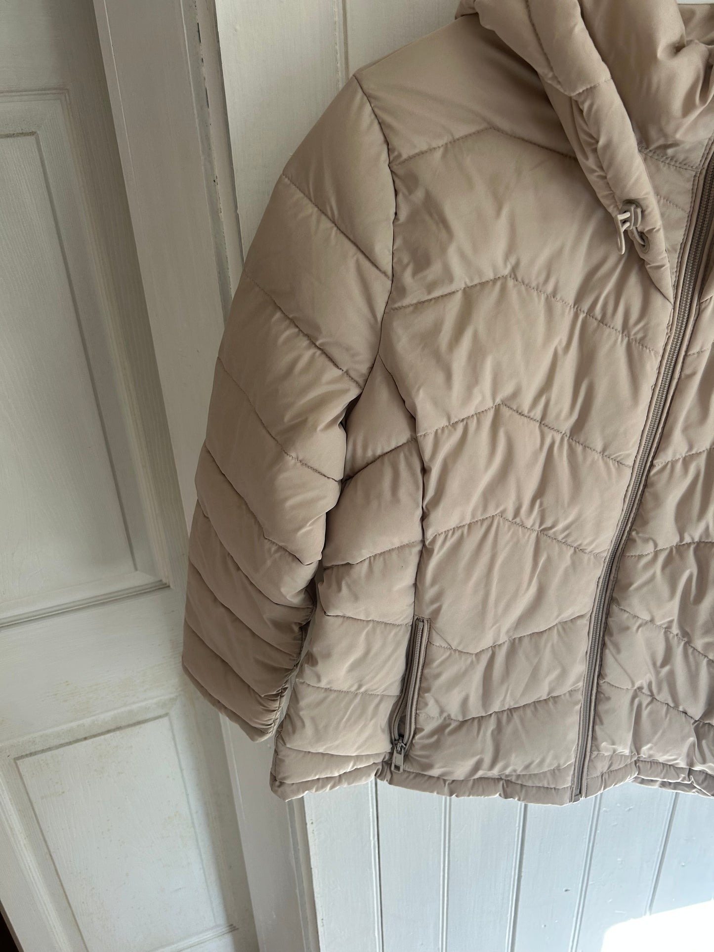 Calvin Klein xl tan puffer winter jacket
