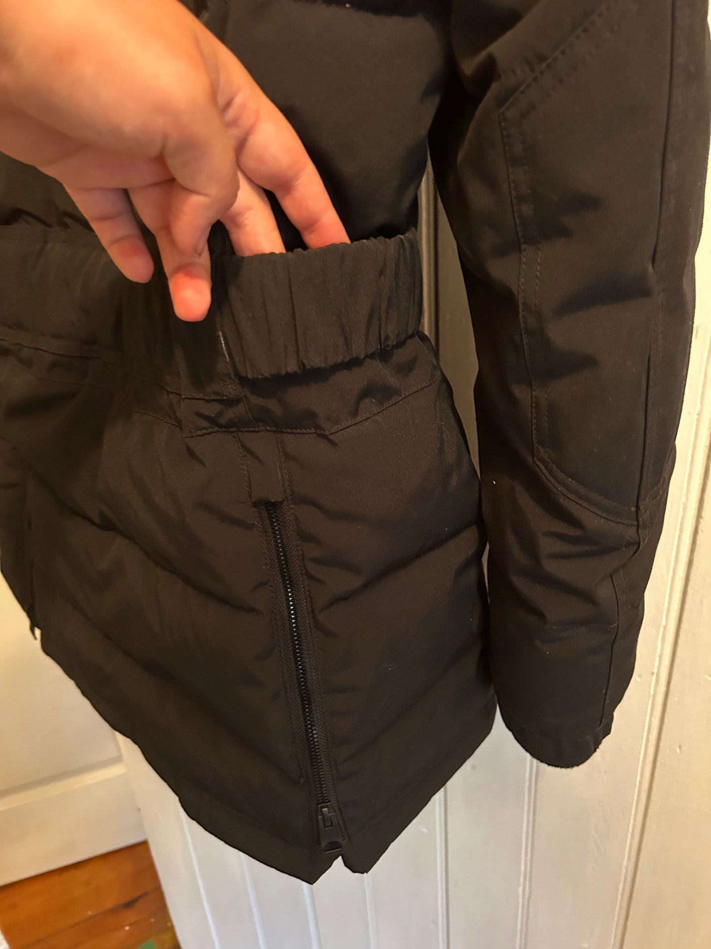 Guess xl black winter jacket