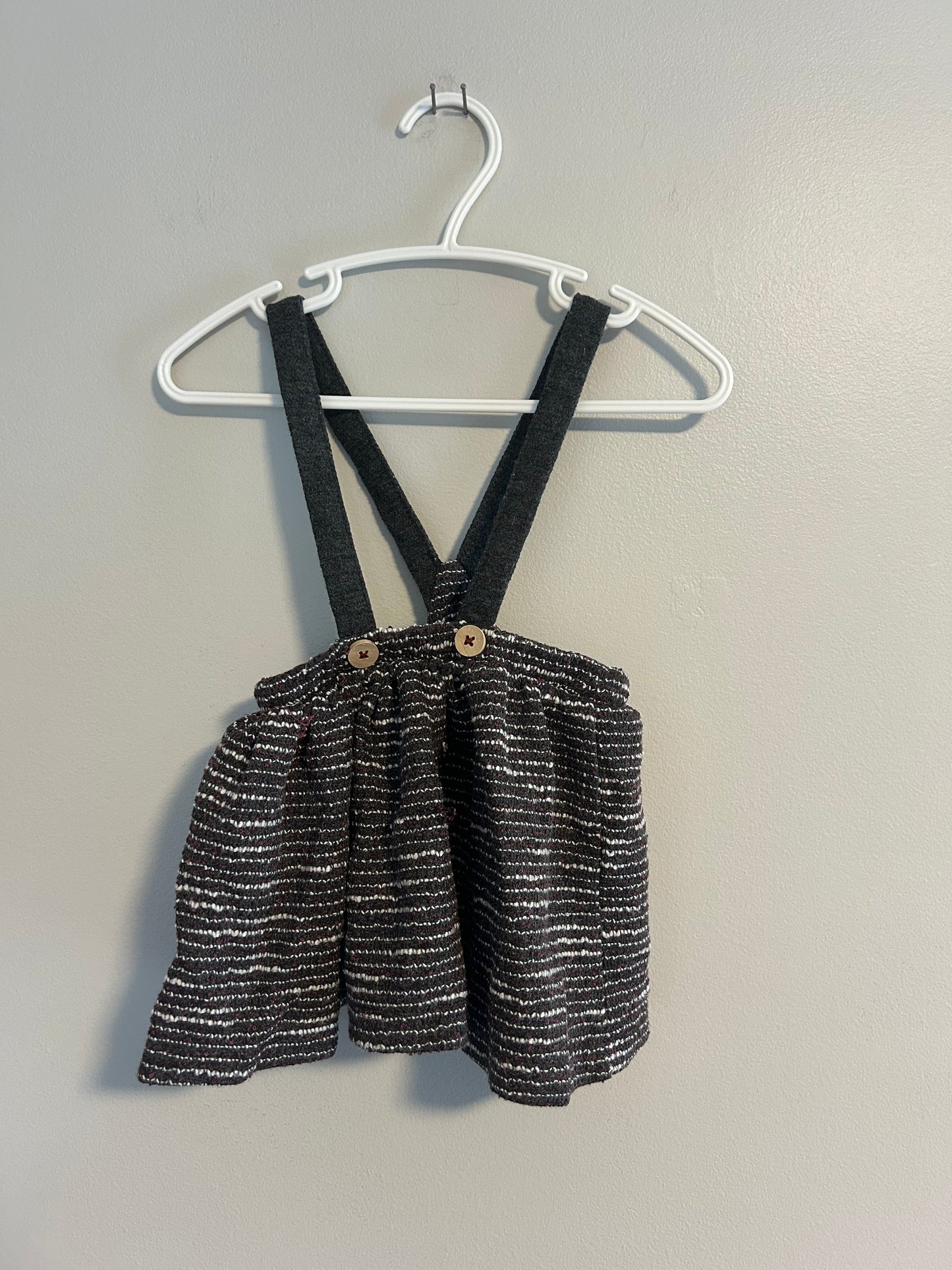 Zara 9/12m grey knit skirted overalls