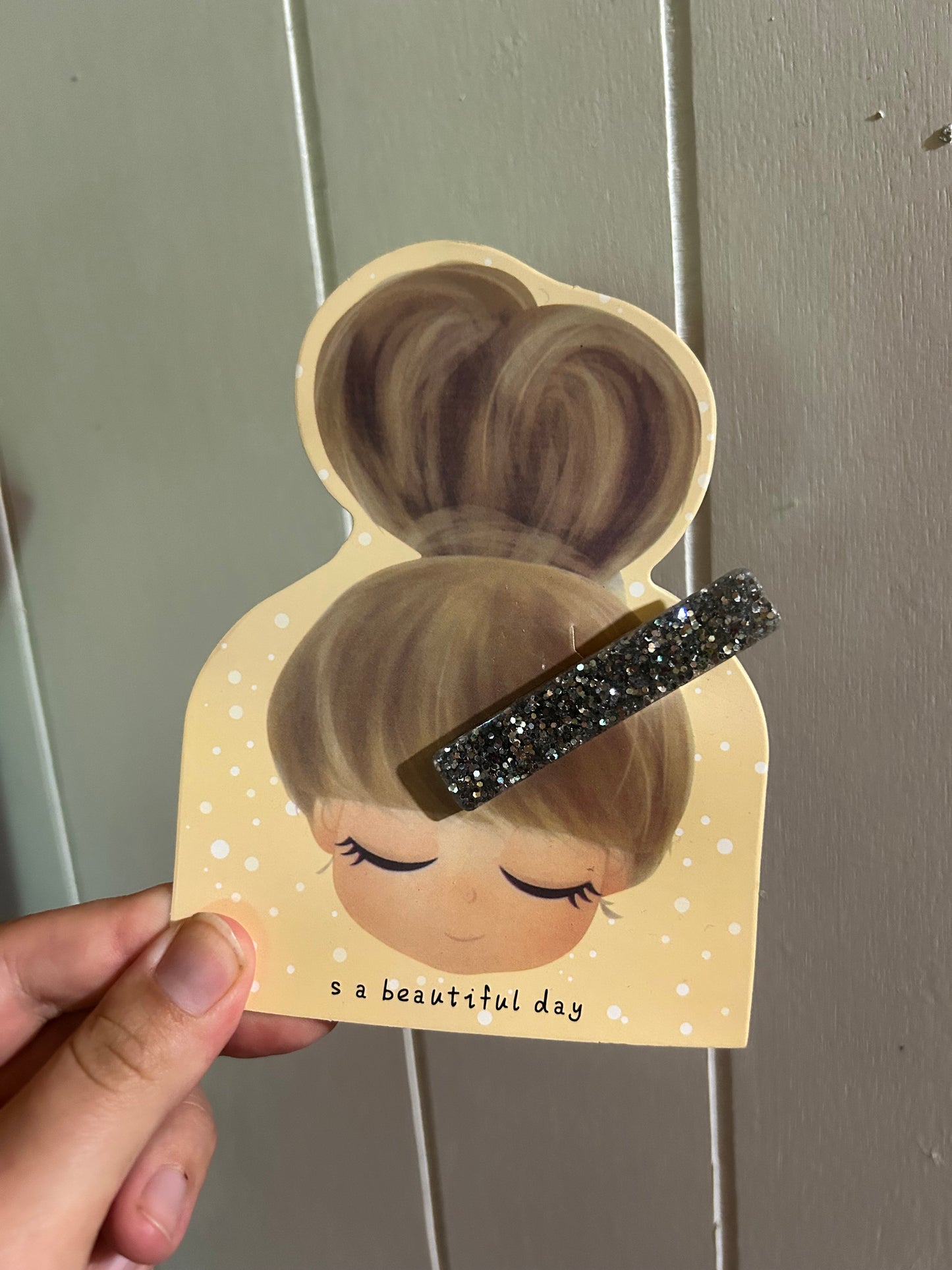 Silver glitter clips