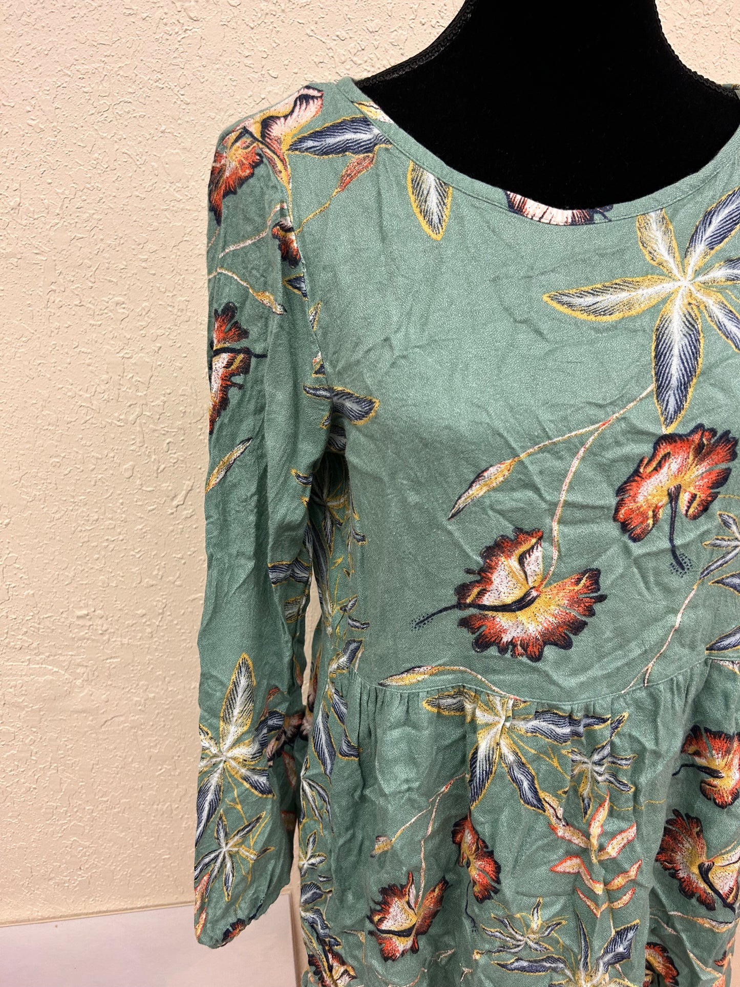 Roxy large green floral long sleeve mini dress