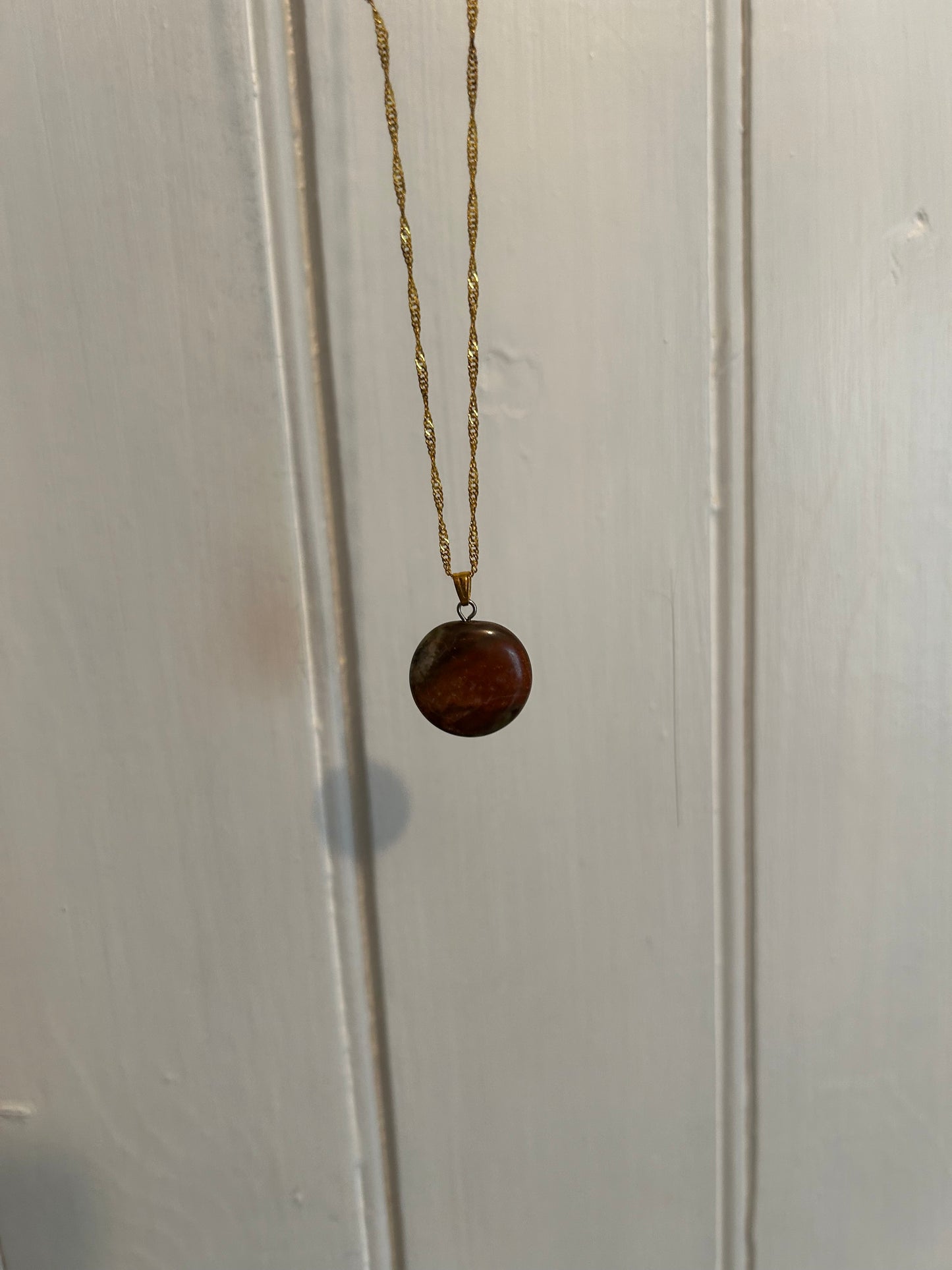 Handmade brown circle gemstone pendant necklace