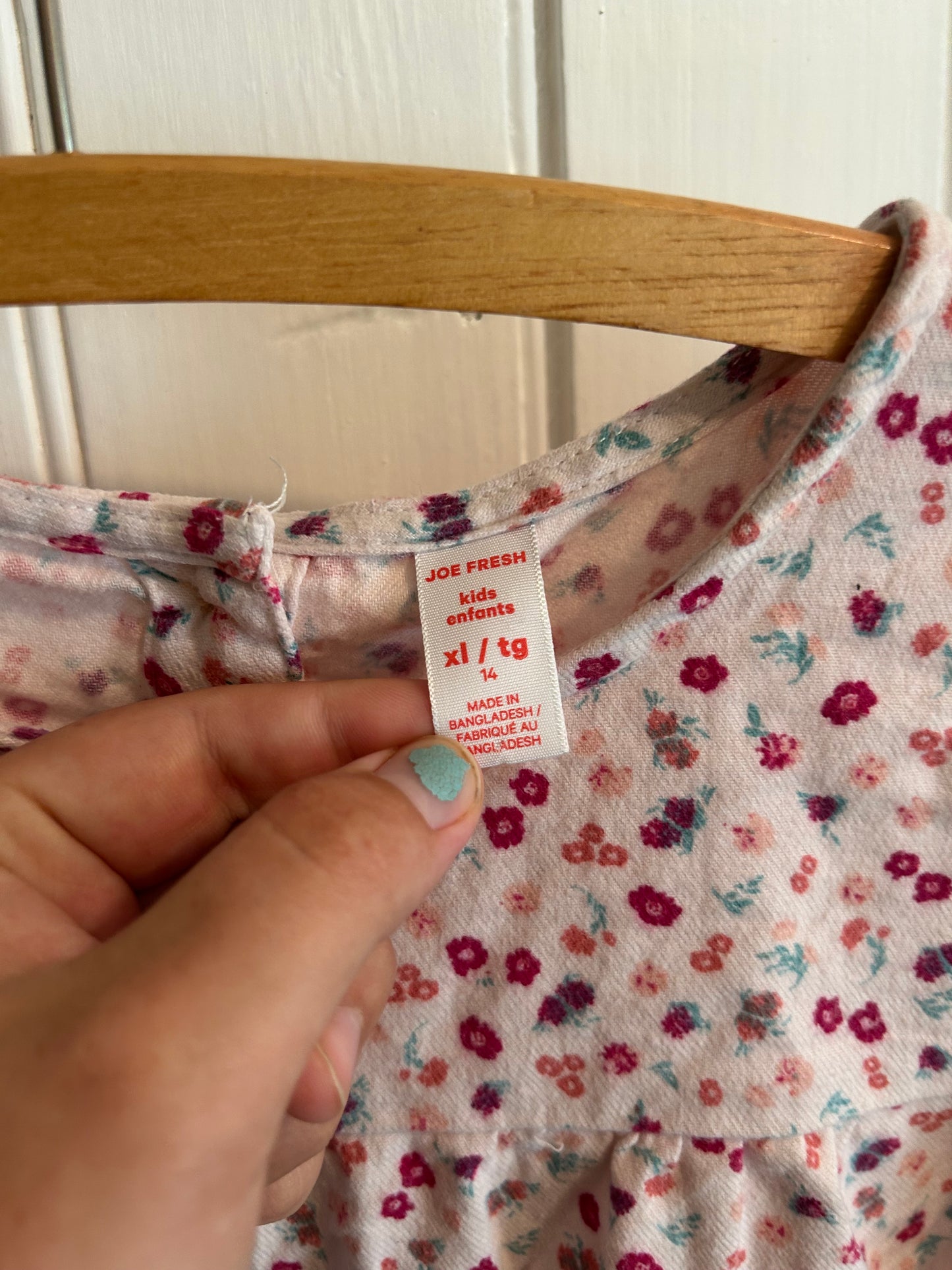 Joe fresh youth 14 pink floral top