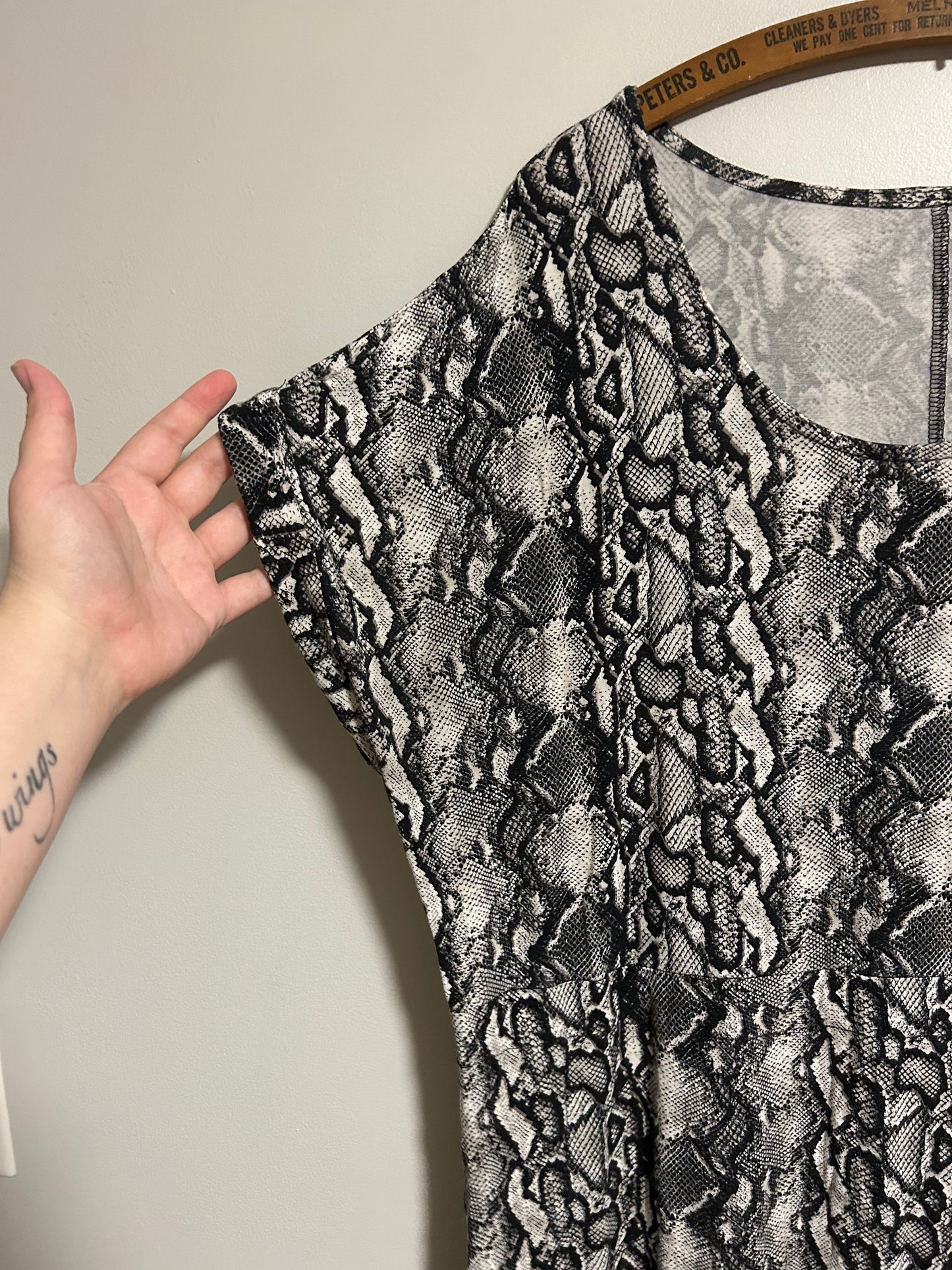 George 1x black snake print dress