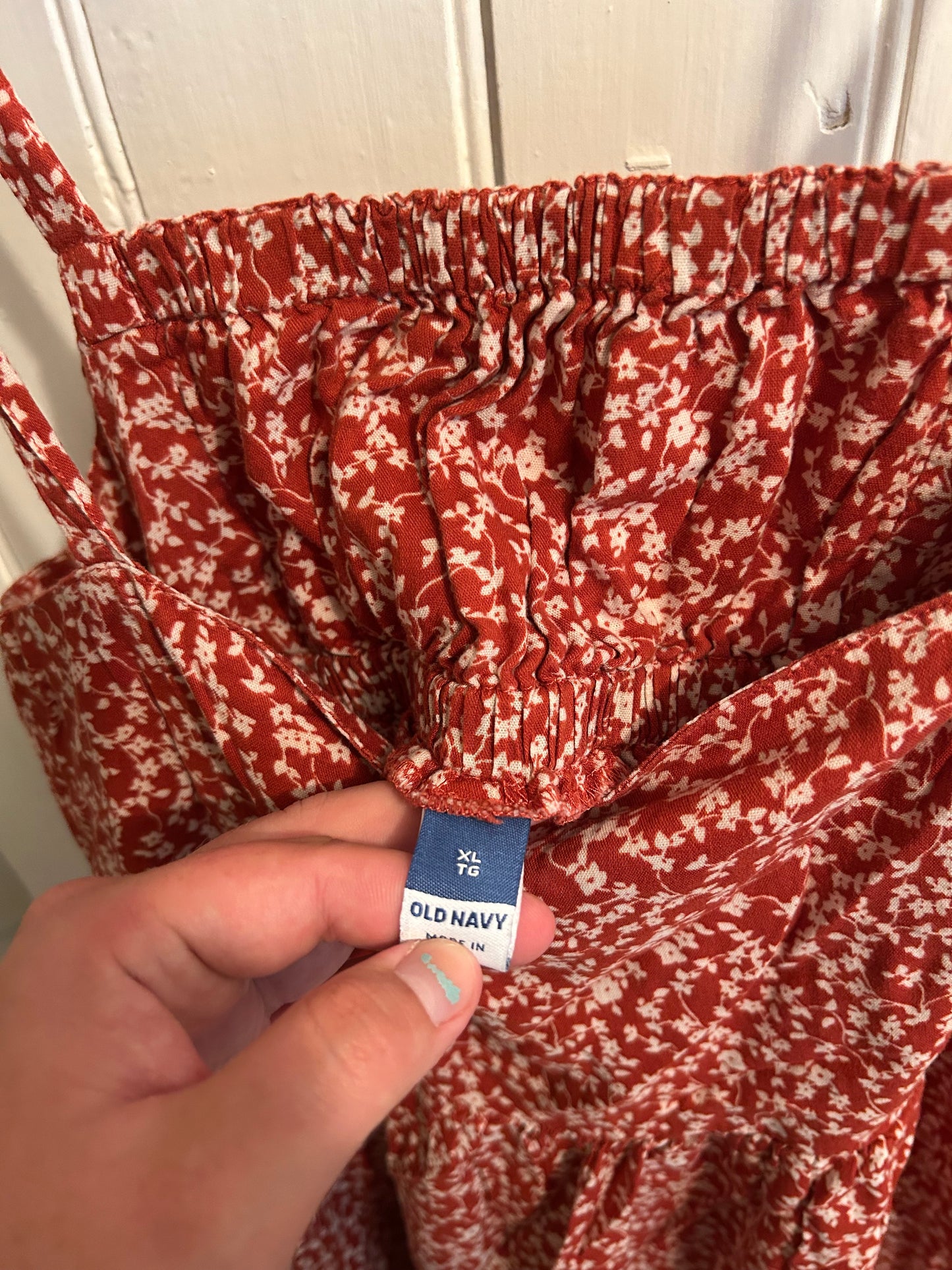 Old navy xl red floral spaghetti tie strap midi dress