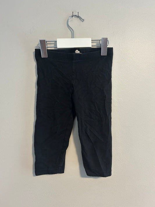 H&M 2/3t black capri leggings