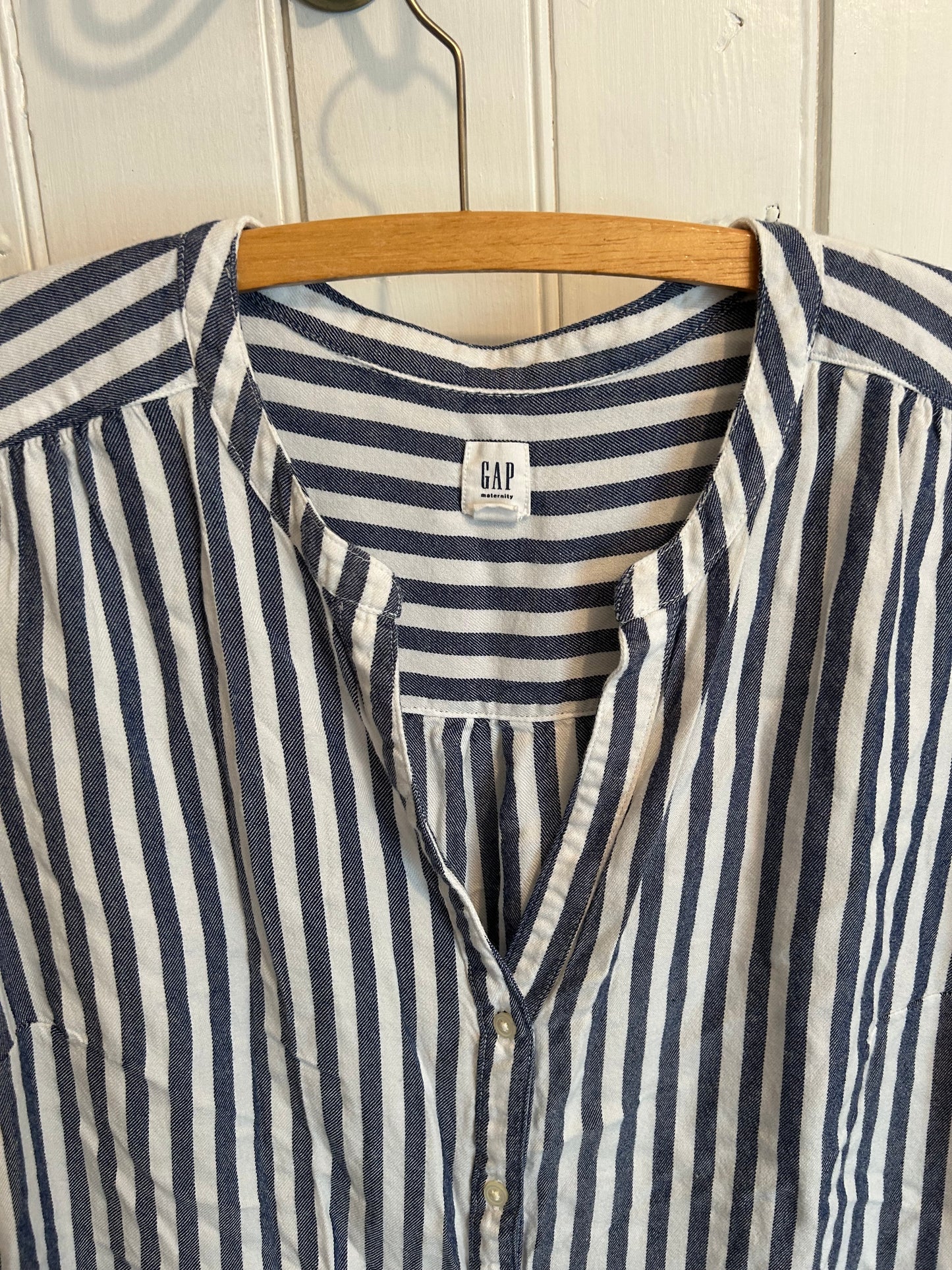 Gap maternity large navy & white striped button up top