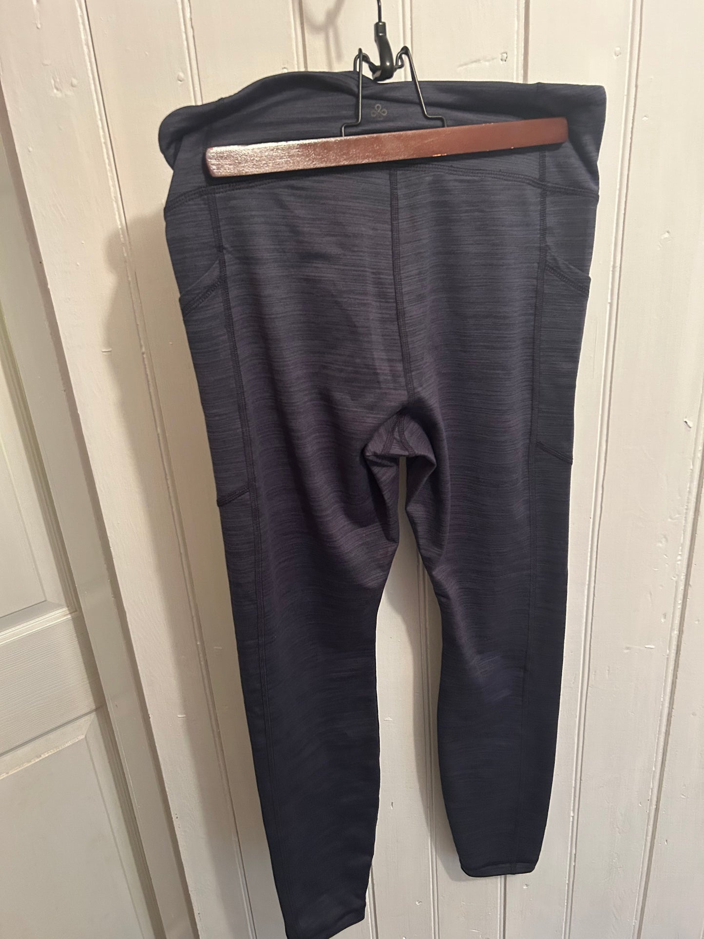 Shambhala medium navy blue leggings