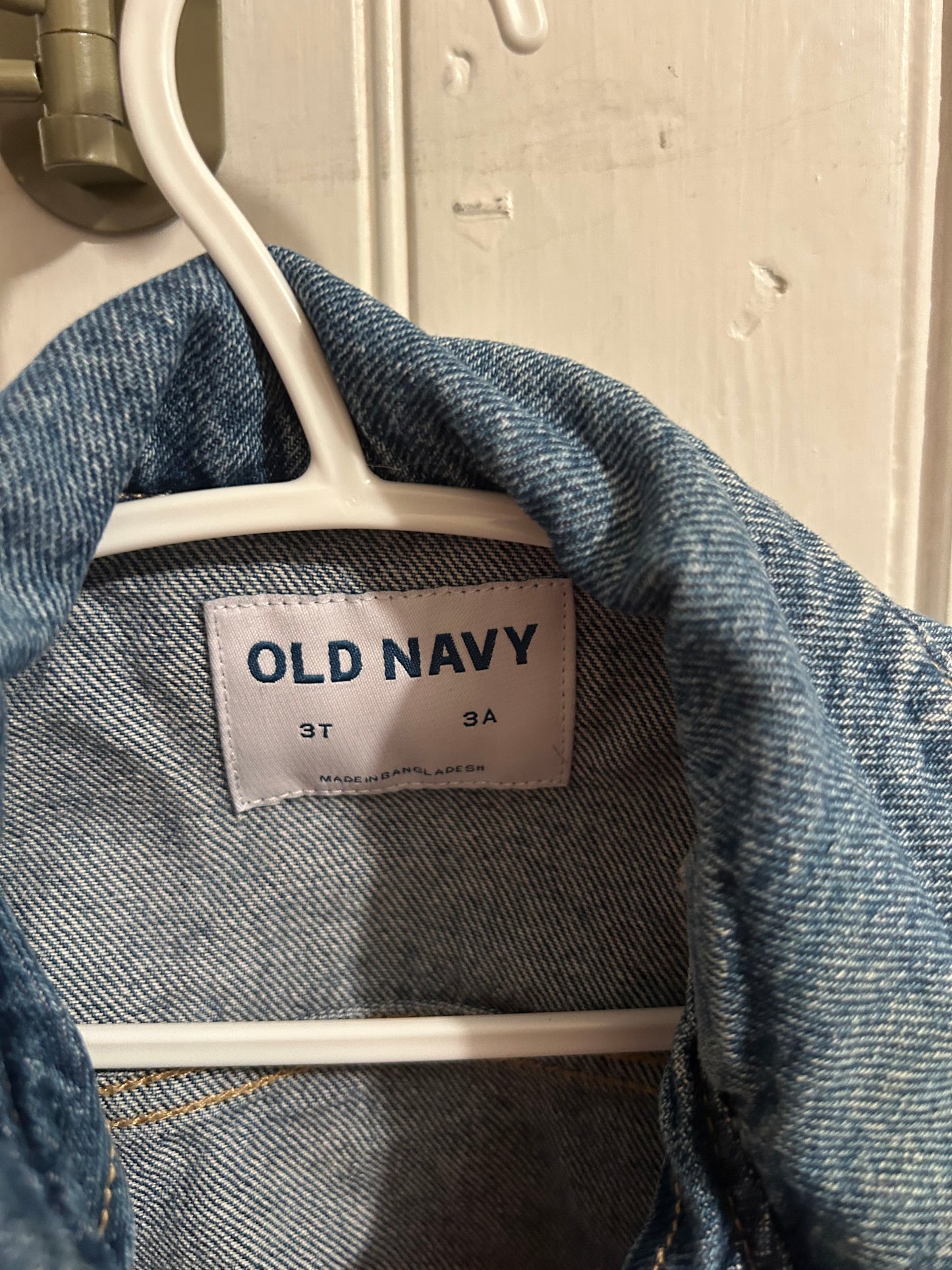 Old navy 3t light wash heart denim jacket