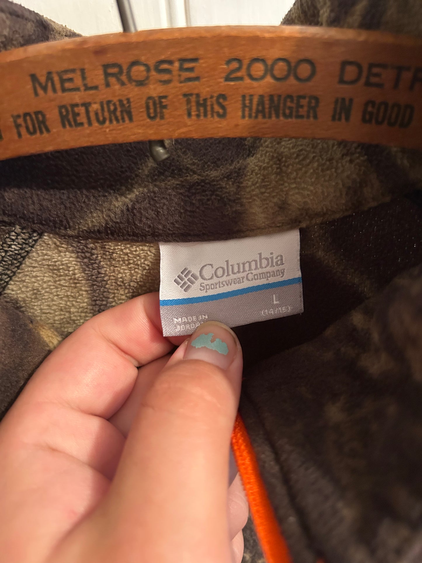 Columbia youth 14/15 camo fleece sweater