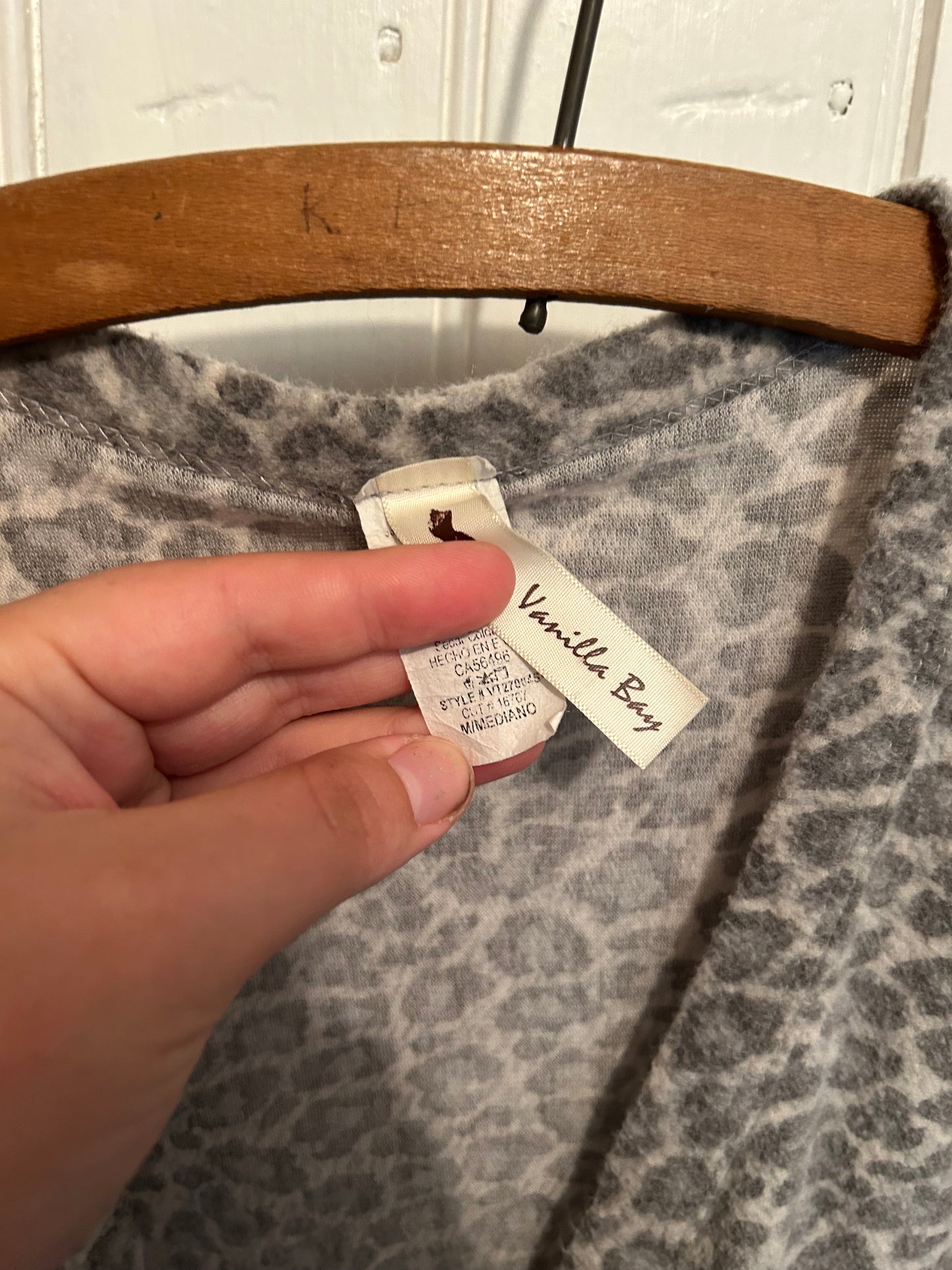 Vanilla bay medium cheetah wrap top