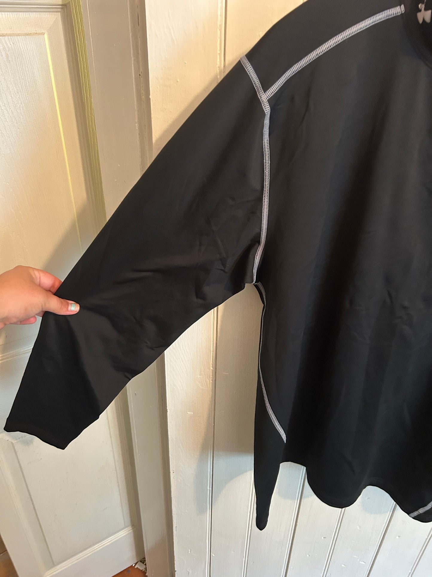 Under armour 2x black thermal long sleeve top