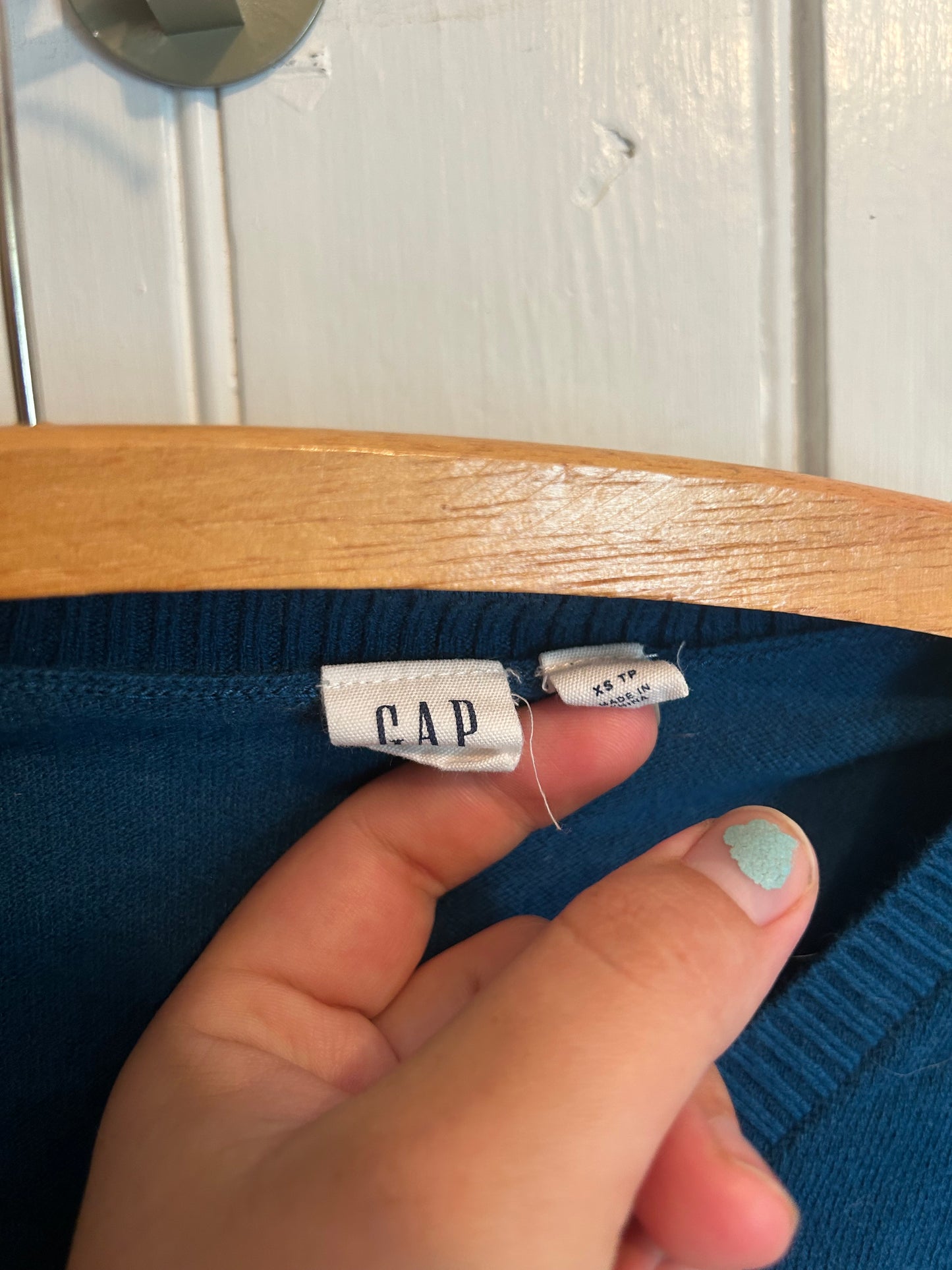 Gap xs blue cardigan
