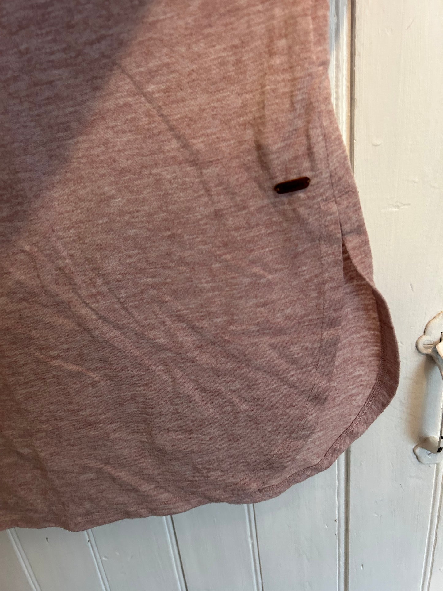 Roots small pink long sleeve round hem top