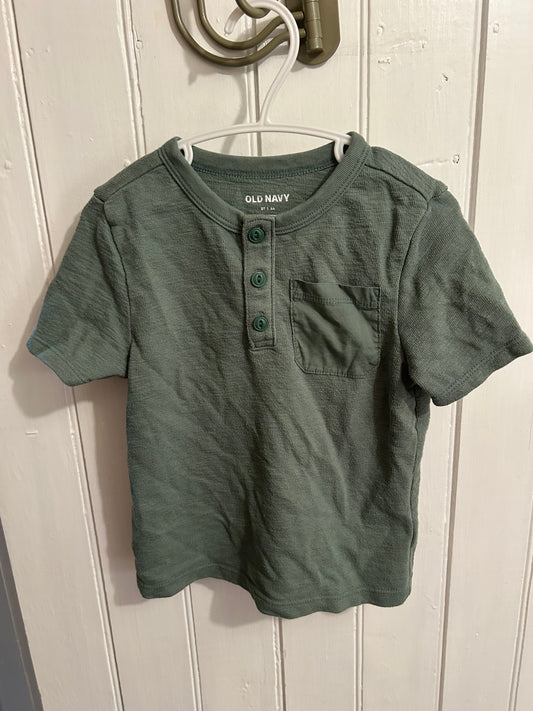 Old navy 3t green tshirt