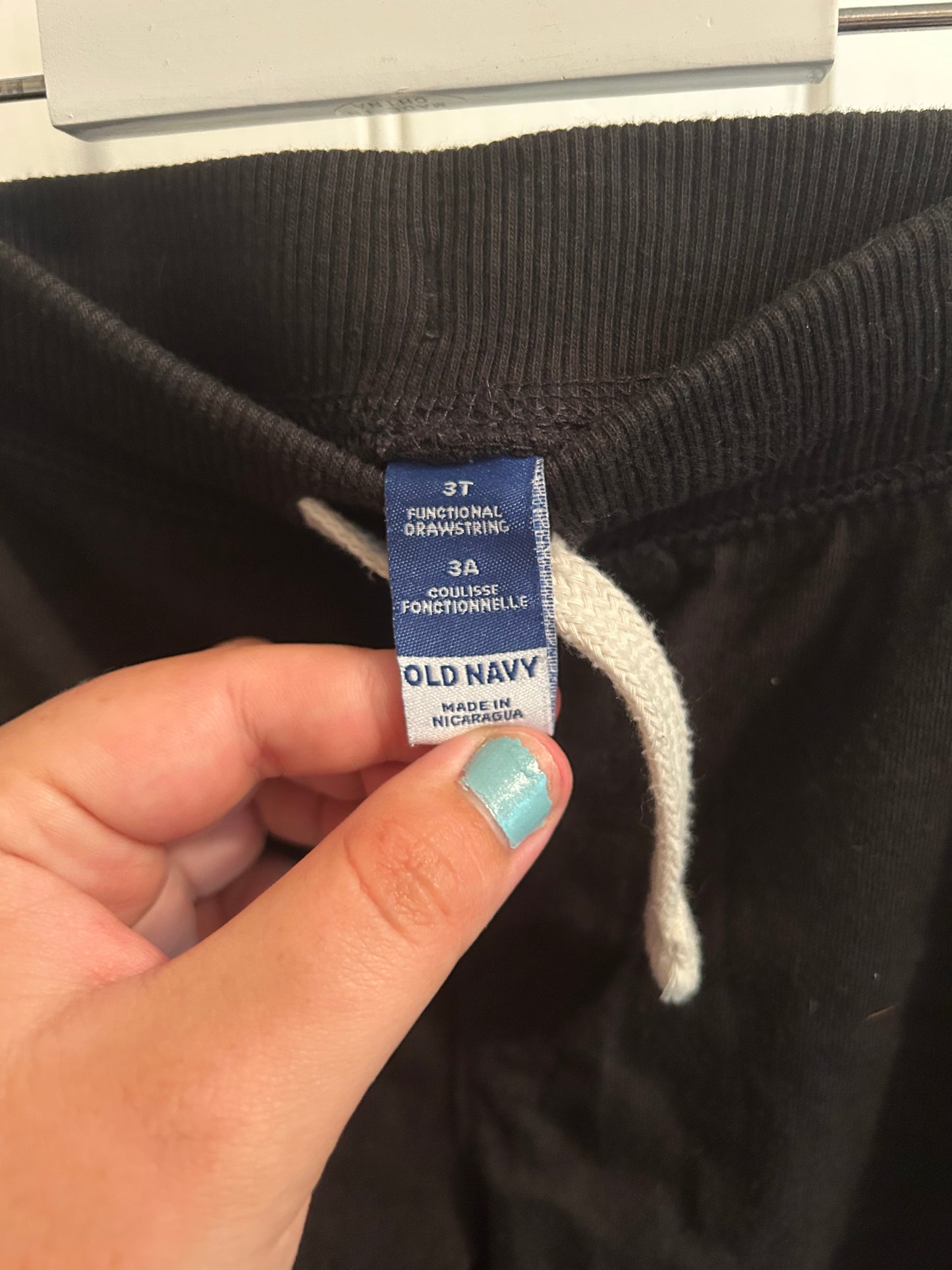 Old navy 3t black shorts