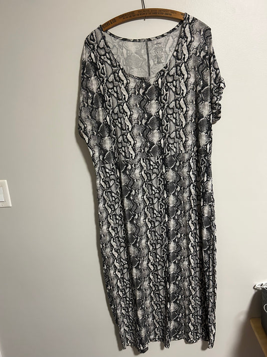 George 1x black snake print dress