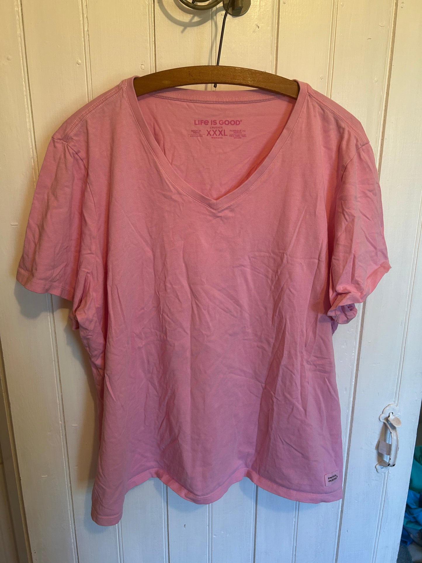 Life is good xxxl pink vneck tshirt