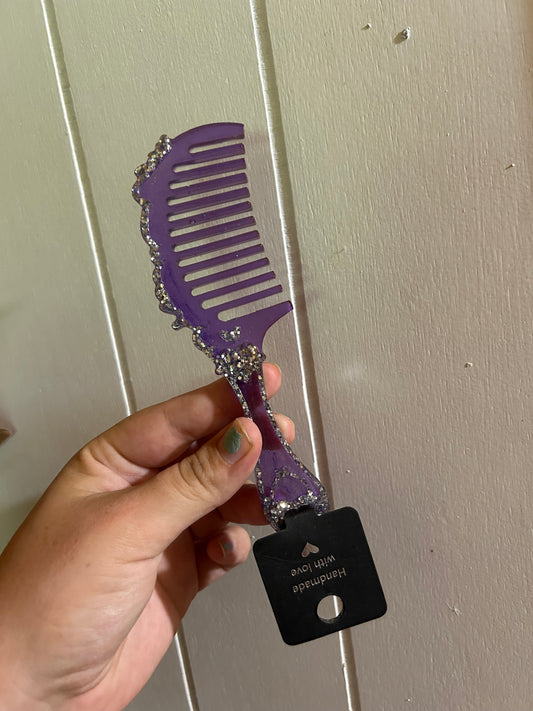 Handmade resin combs
