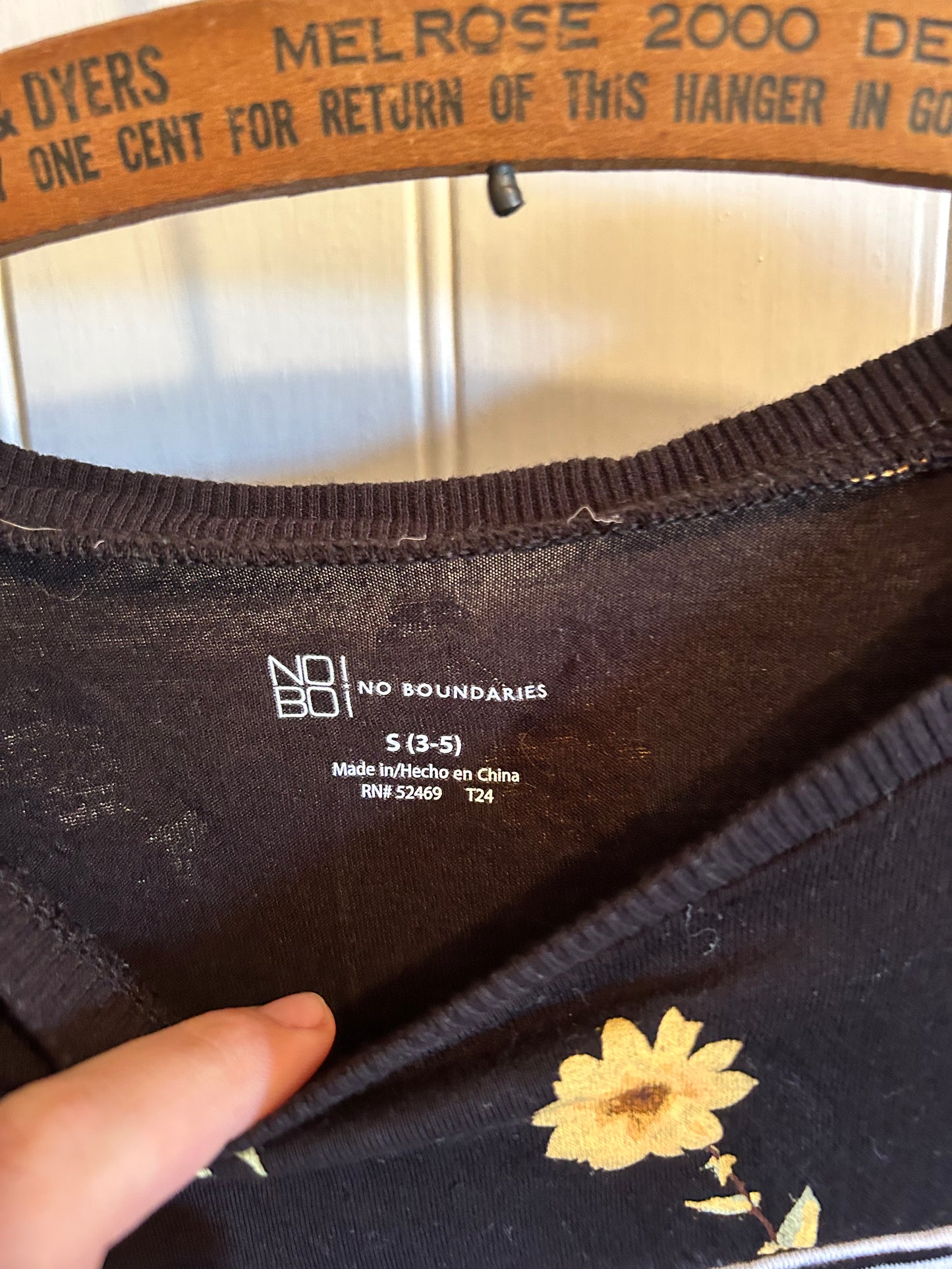 NOBO small striped daisy top