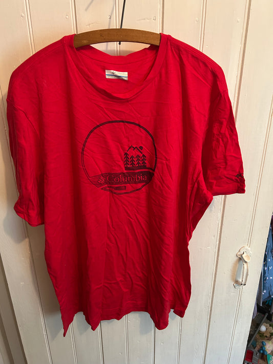 Columbia Xxl red graphic T-shirt
