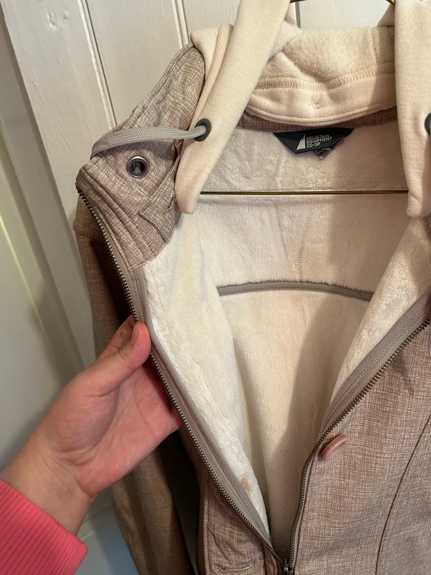 MEC women’s xl tan fleece lined soft shel jacket