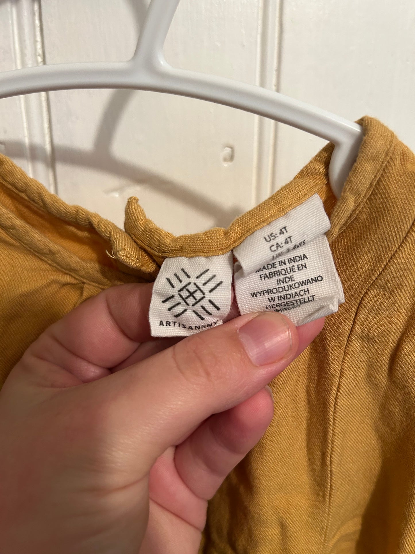 Artisan ny 4t yellow lace hem top